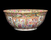 A Large and Finely Painted Chinese Export Porcelain "Rose Mandarin" Punch Bowl, First half of 19th Century 清晚期 廣彩人物故事圖大碗