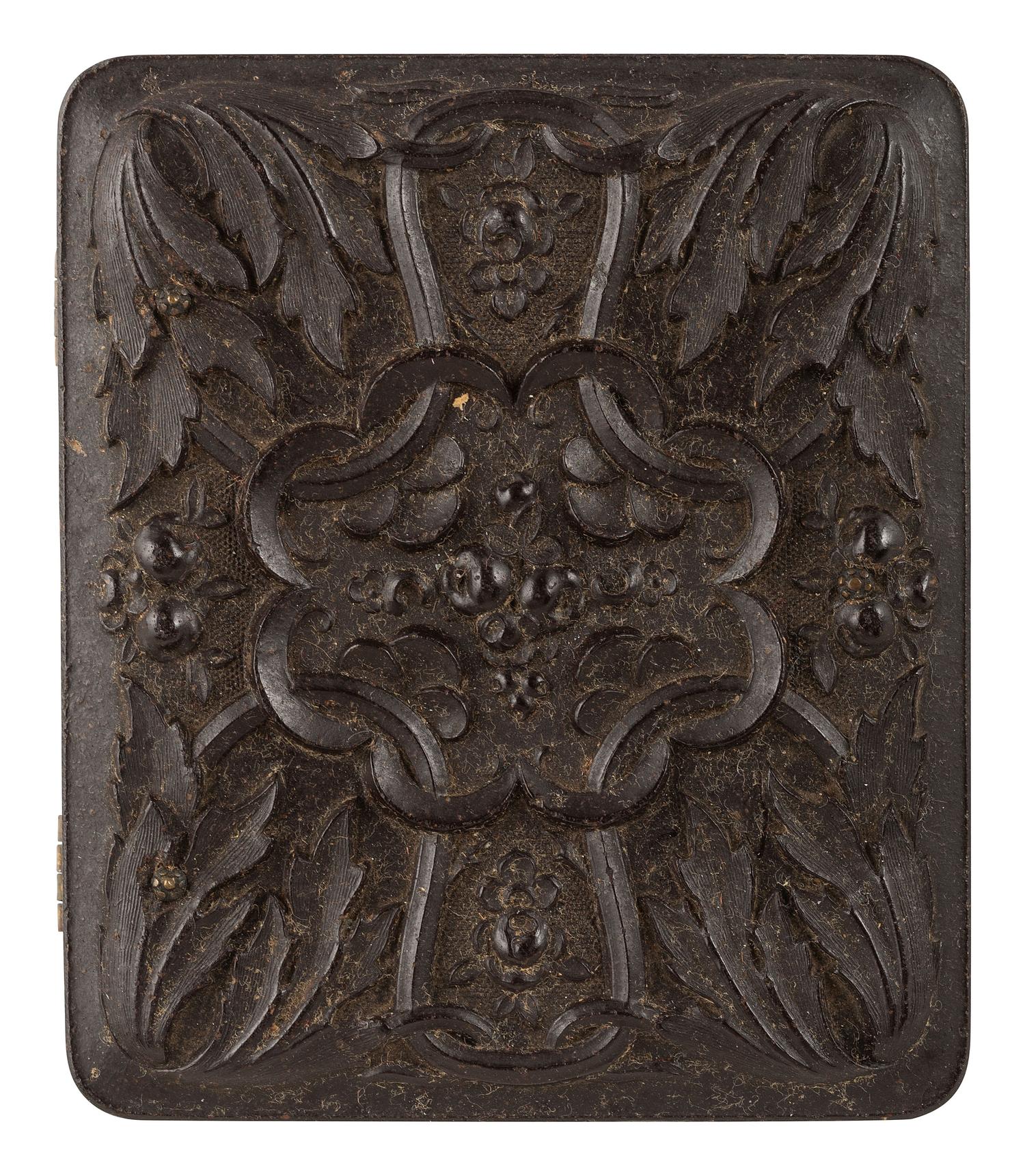 [CIVIL WAR]. 3 ninth plate ambrotypes of pre-war and early war soldiers incl. 2 armed subjects.