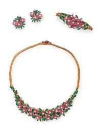 SPAULDING & CO., FRENCH, CARVED PINK TOURMALINE, CHRYSOPRASE AND DIAMOND PARURE