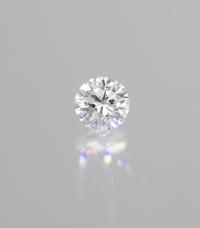 A Fine Platinum and Round Brilliant Cut Diamond Ring, 6.60 dwts.
