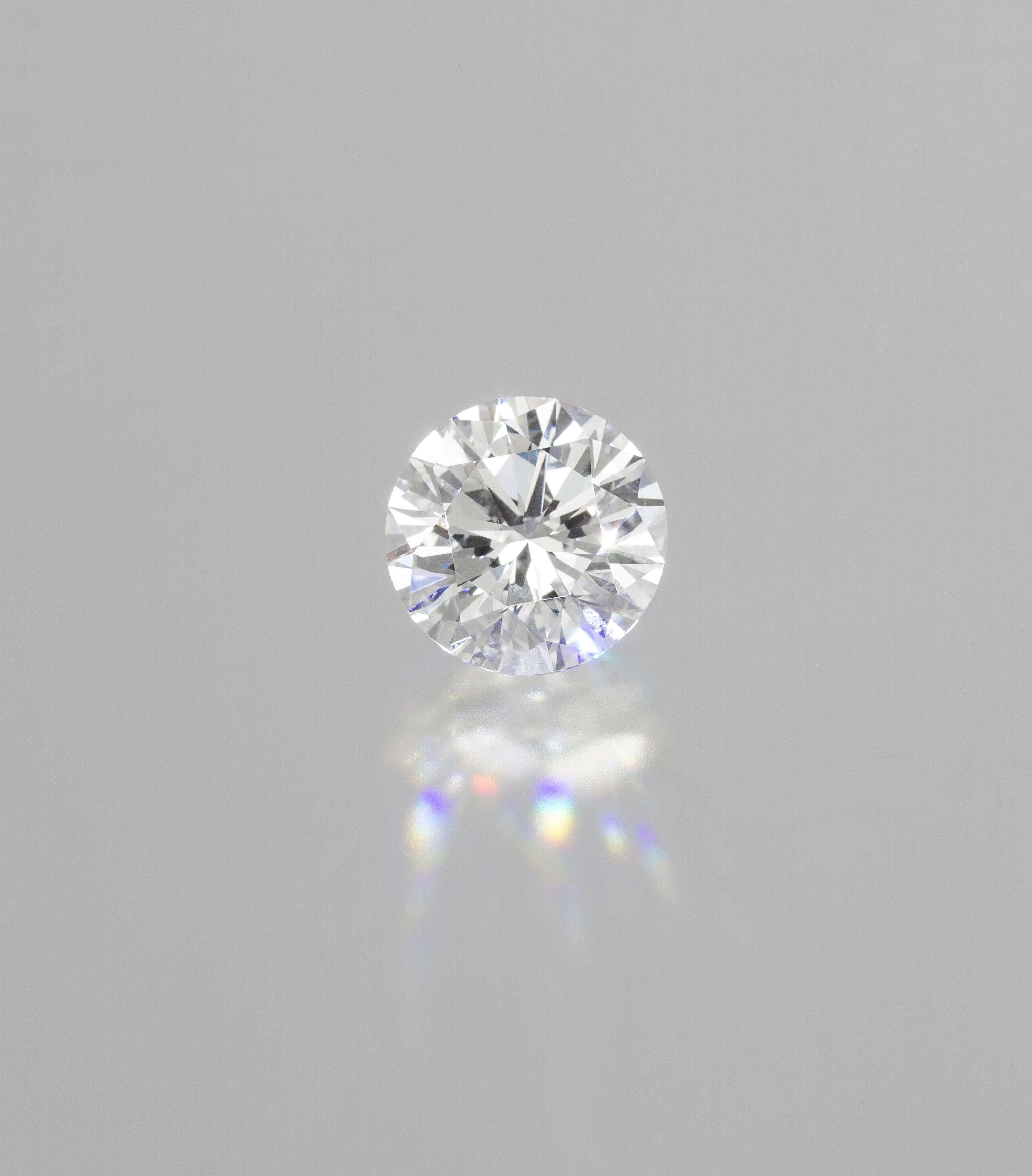 A Fine Platinum and Round Brilliant Cut Diamond Ring, 6.60 dwts.