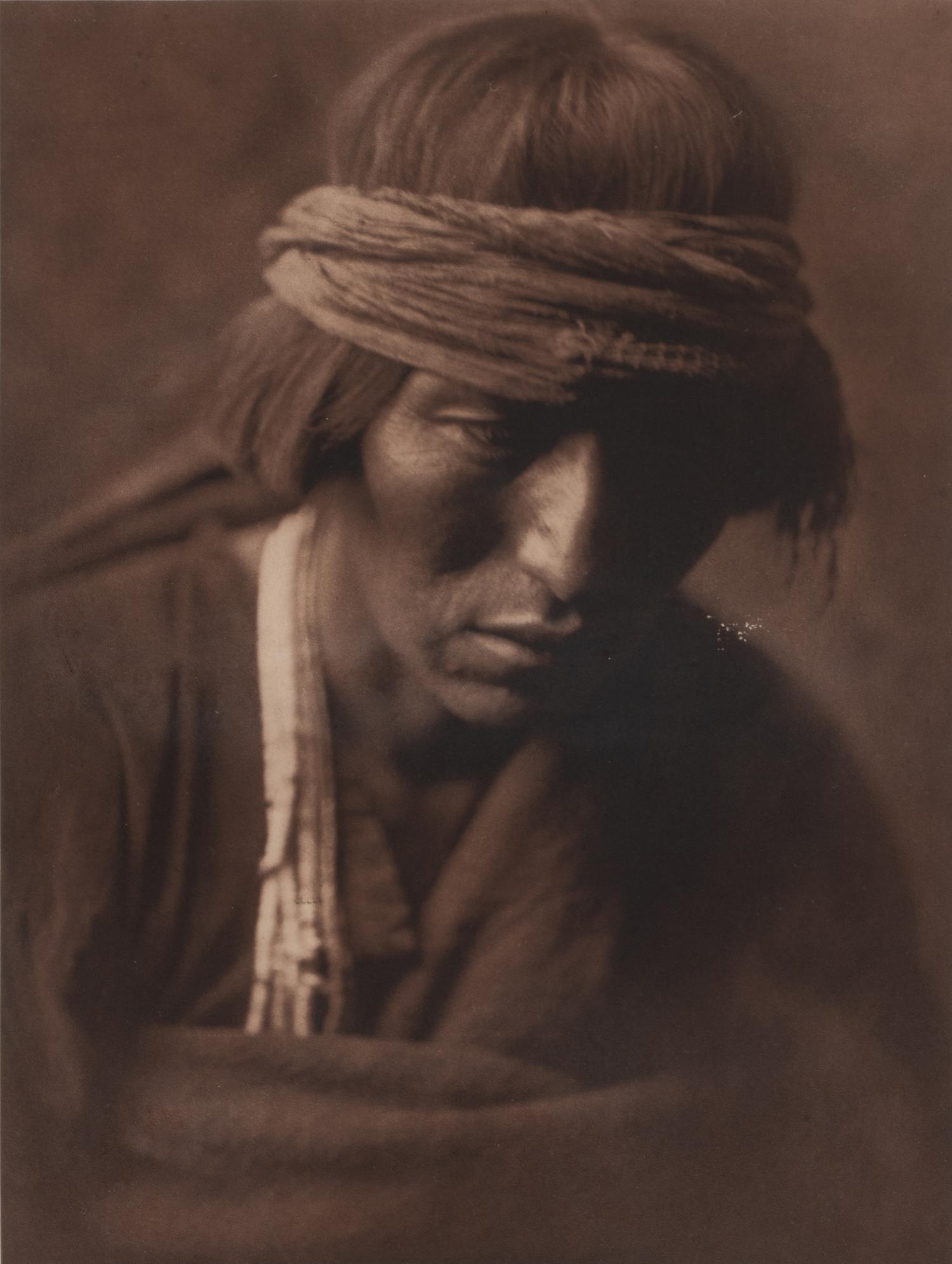 Hastobiga, Navaho Medicine-Man , Plate 35