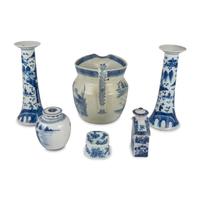 A Group of Chinese Export Blue and White Porcelain Table Articles