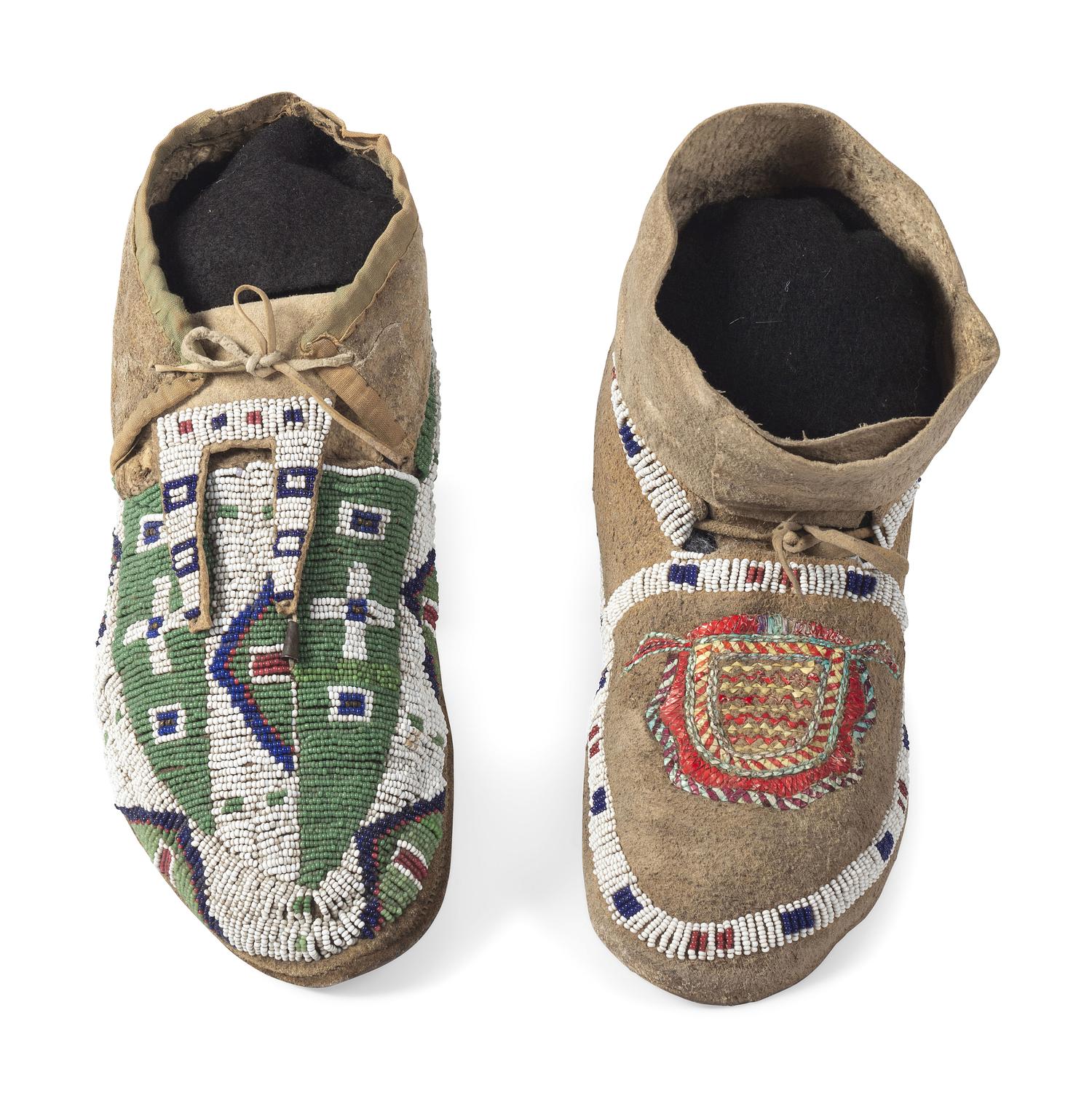 Northern Plains Moccasins, Singles
