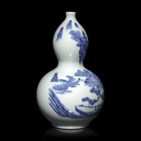 A Japanese Hirado Blue and White Double-Gourd Vase, Edo to Early Meiji Period — 日本江戶-明治早期 平戶燒青花山水圖葫蘆瓶