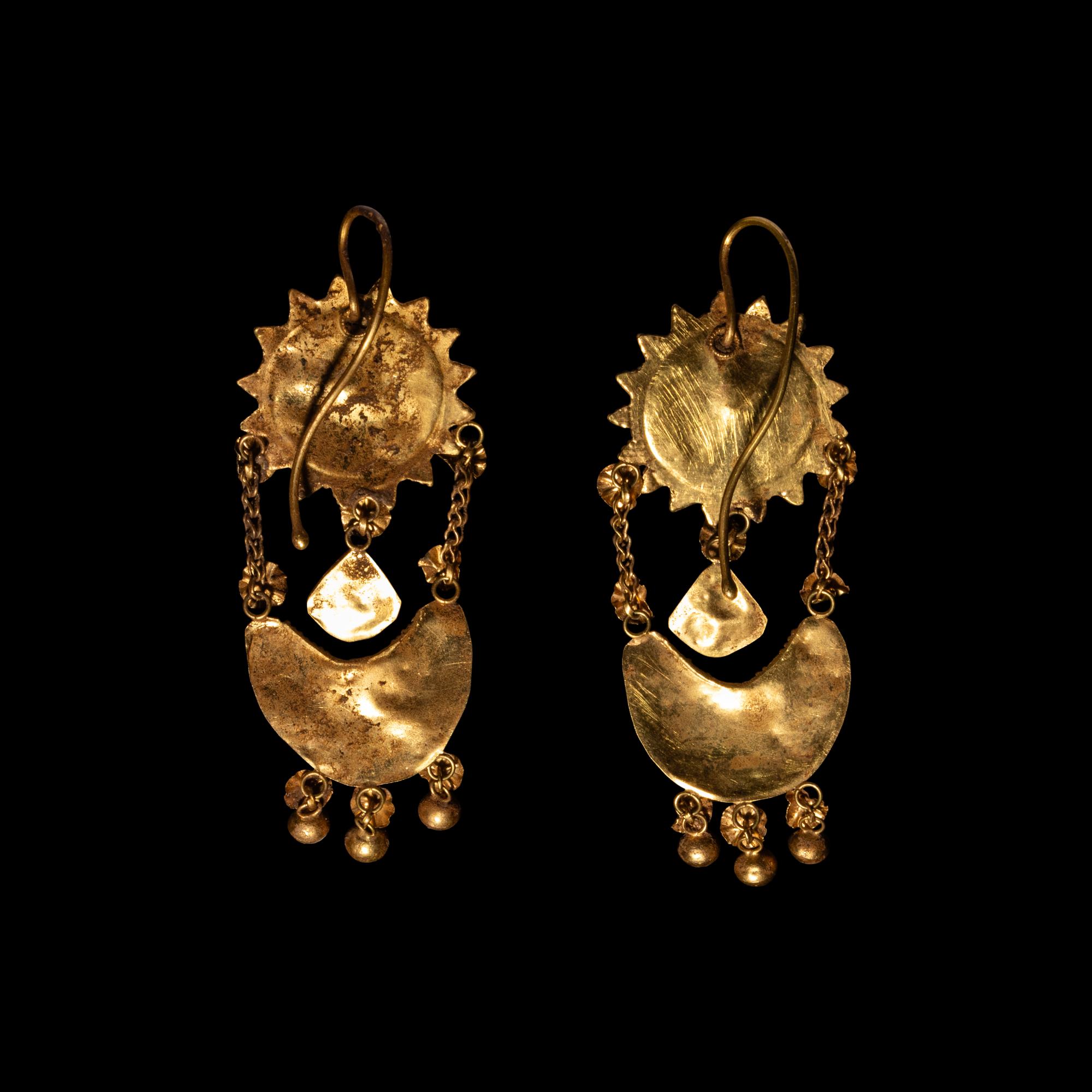 A Pair of Etruscan Gold Earrings