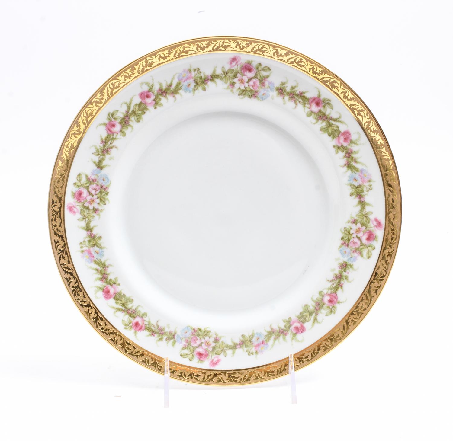 A Group of Twelve M. Redon Limoges Porcelain Dinner Plates Diameter 10 1/4 inches. — 20TH CENTURY