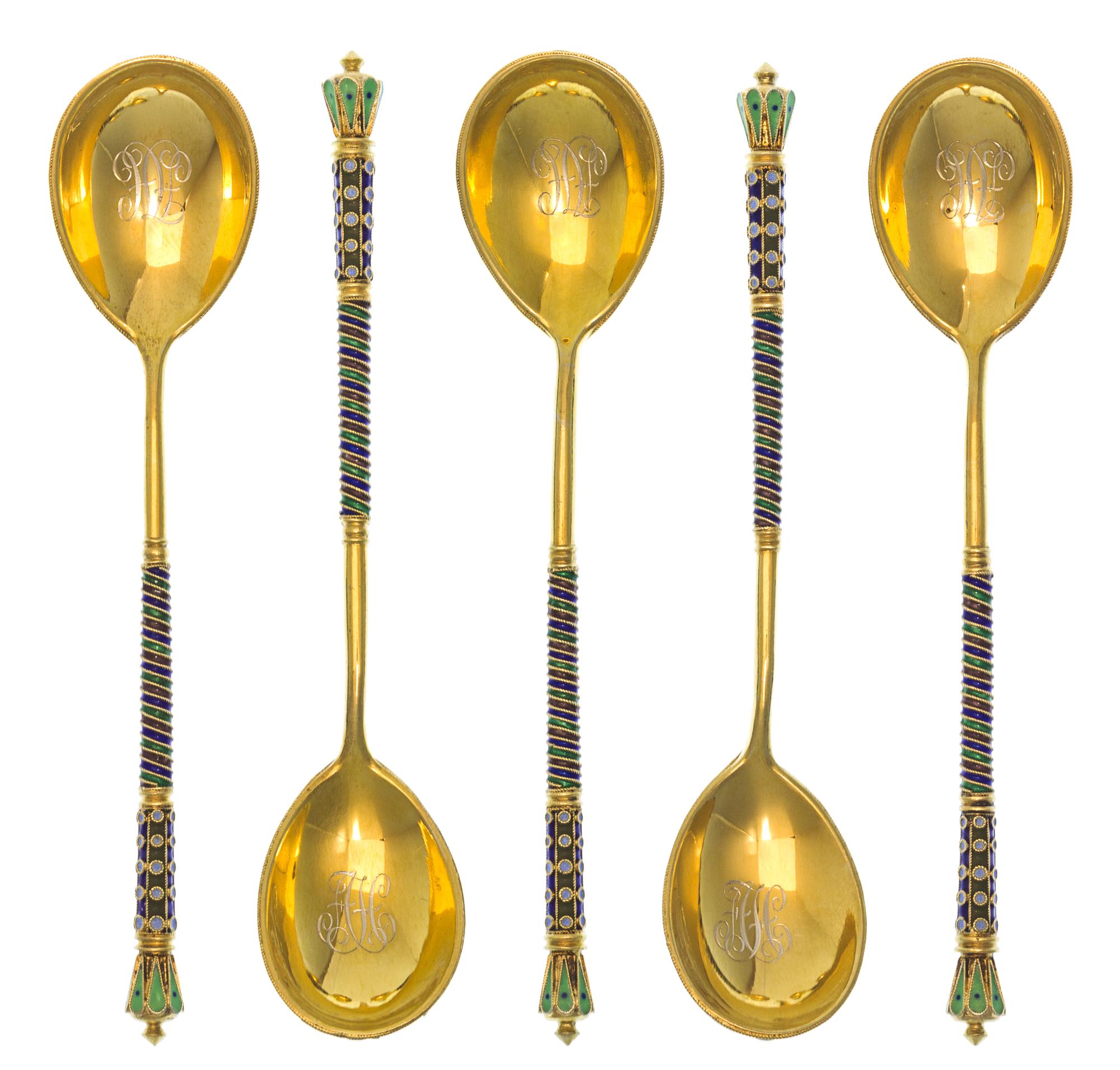 A Group of Five Russian Silver-Gilt and Enamel Teaspoons, Mark of Fedor Ruckert, Moscow, early 20th century, each having a green enamel