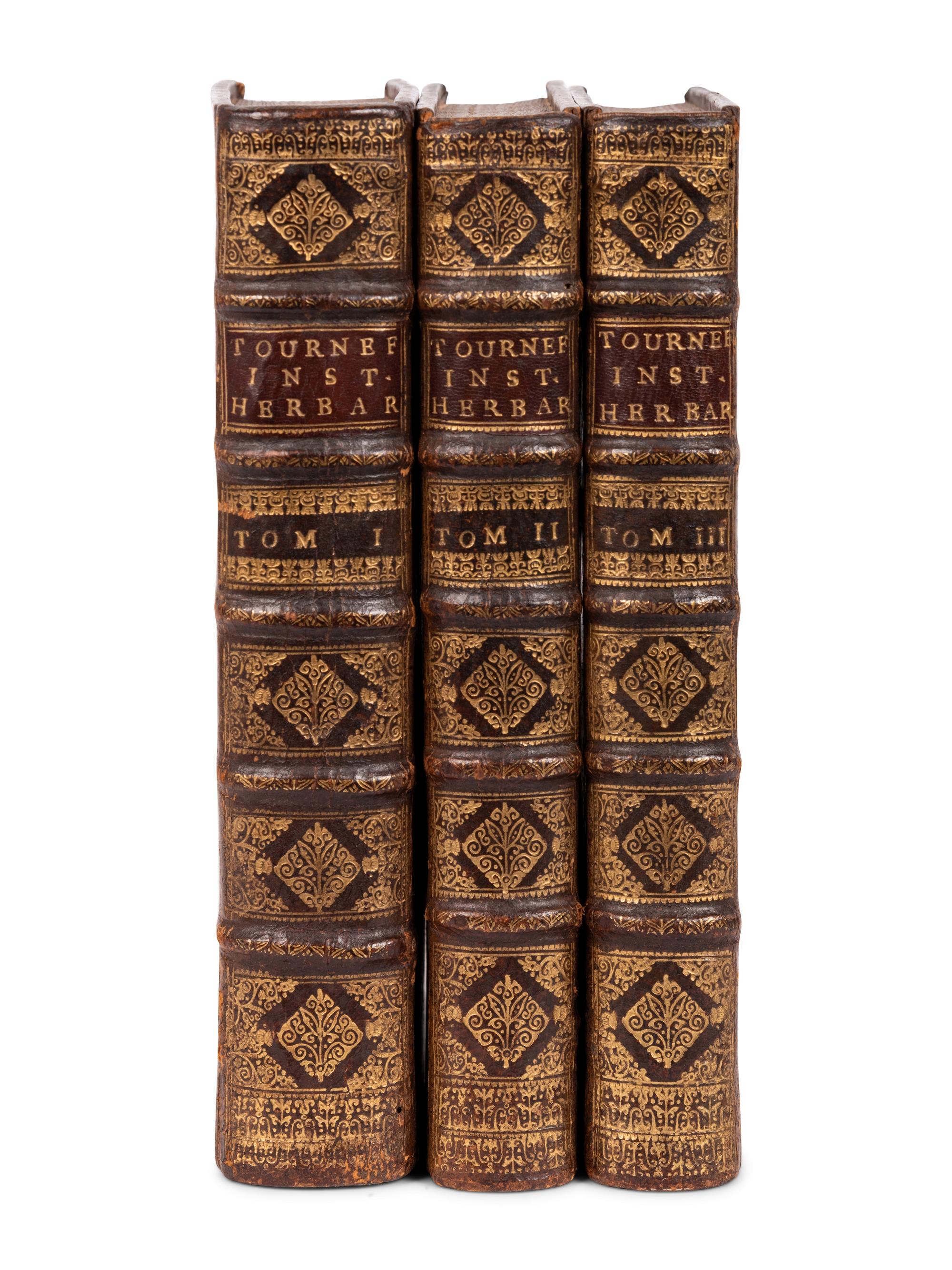 TOURNEFORT, Joseph Pitton de (1656-1708). Institutiones rei herbariae . Paris: Typographia Regia, 1700.