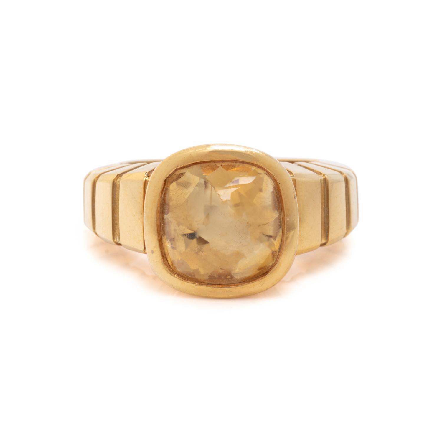 VAN CLEEF & ARPELS, YELLOW GOLD AND CITRINE RING