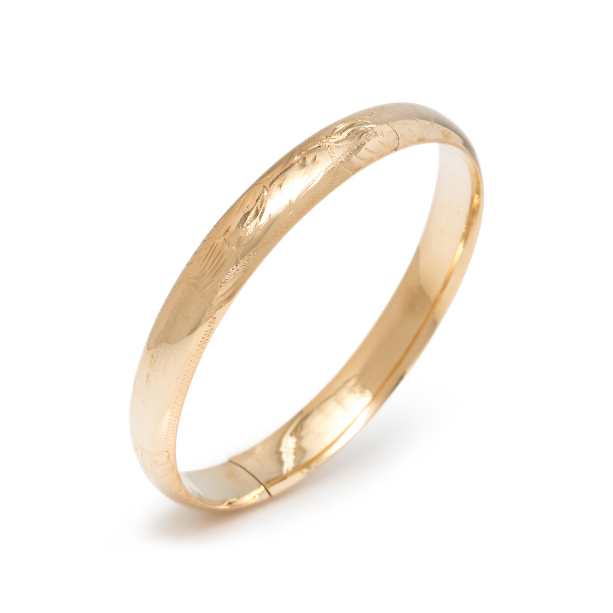 YELLOW GOLD BANGLE BRACELET