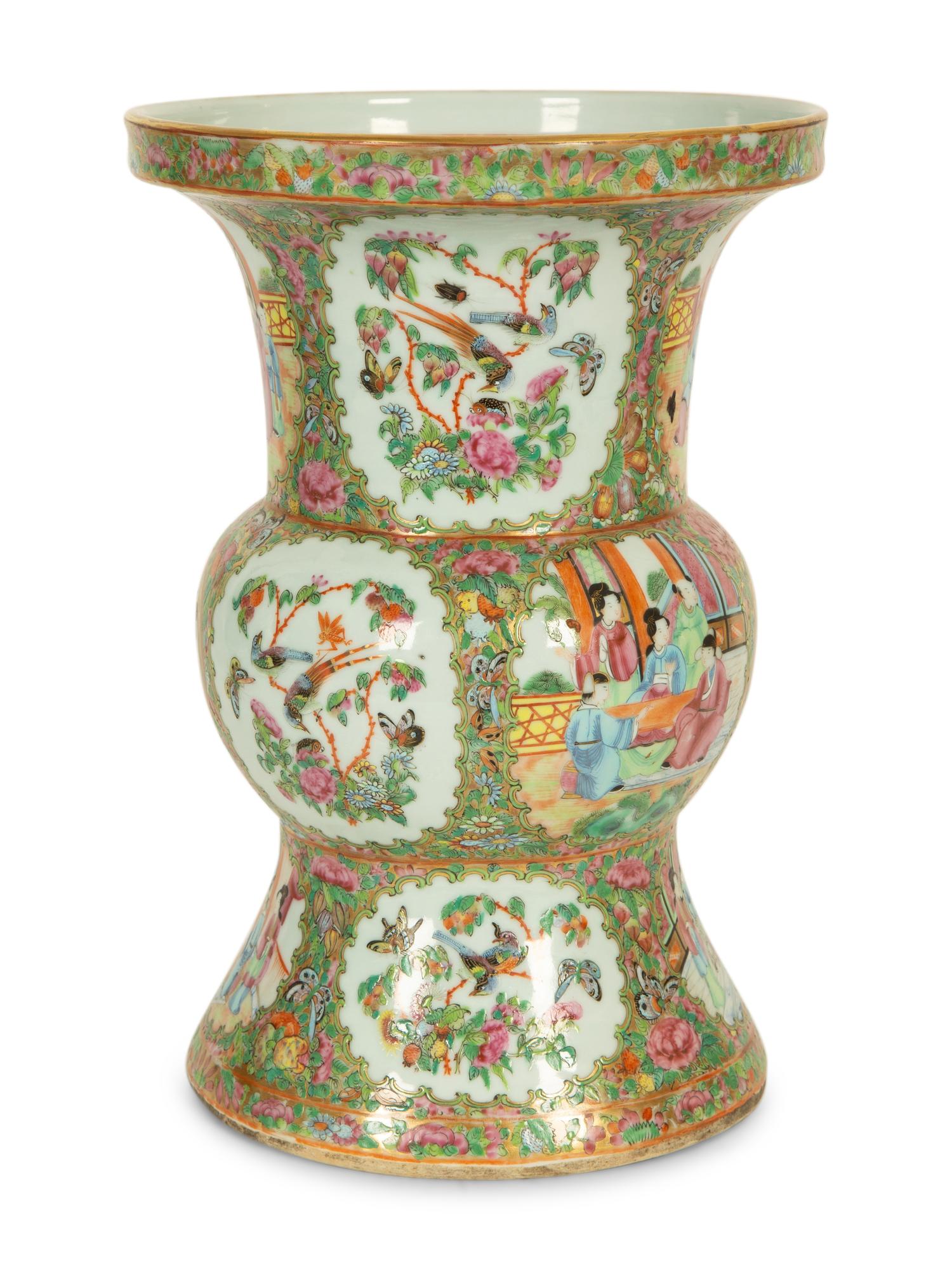 A Chinese Rose Medallion Porcelain Vase