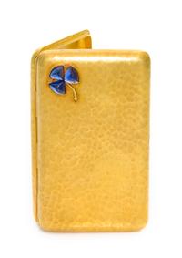 A Russian Gold and Sapphire Inset Cigarette Case, Edward Schramm, St. Petersburg, 19th/20th Century, of rectangular form with shamrock