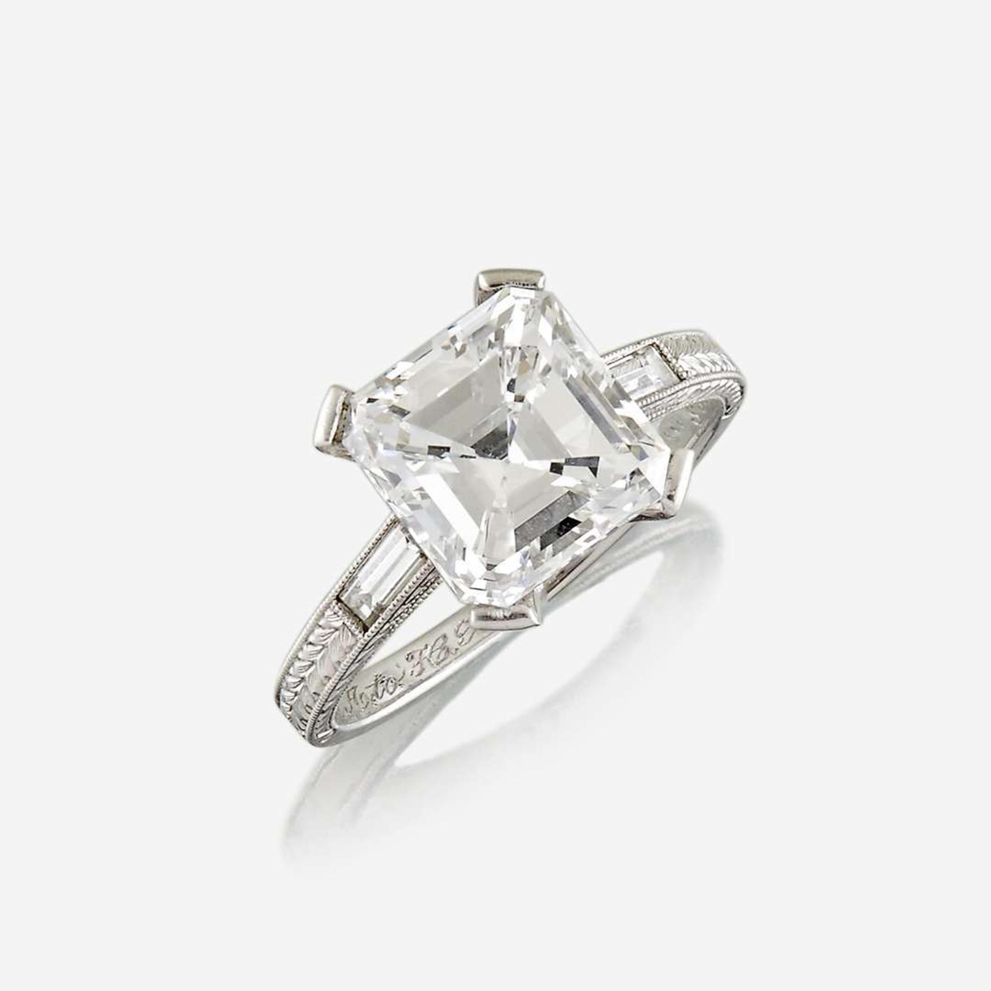 A diamond solitaire