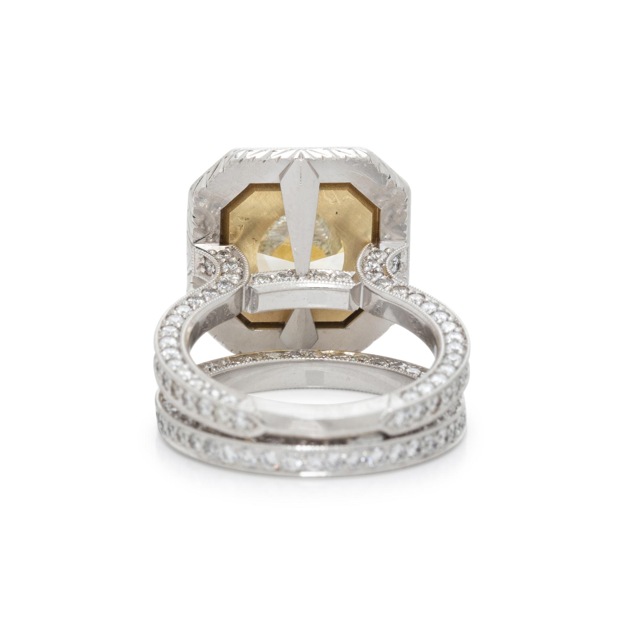 FANCY YELLOW DIAMOND AND DIAMOND RING SET