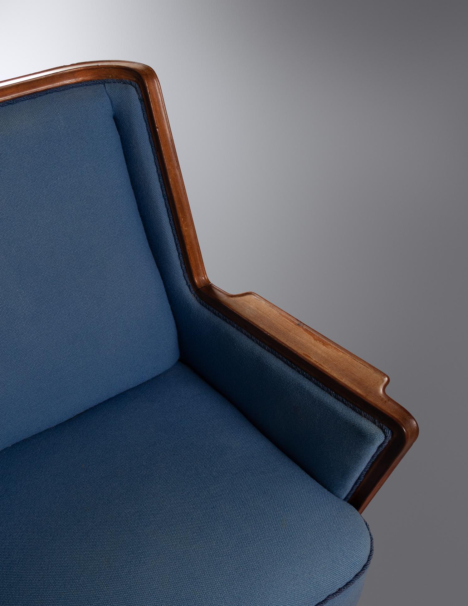 Lounge Chair