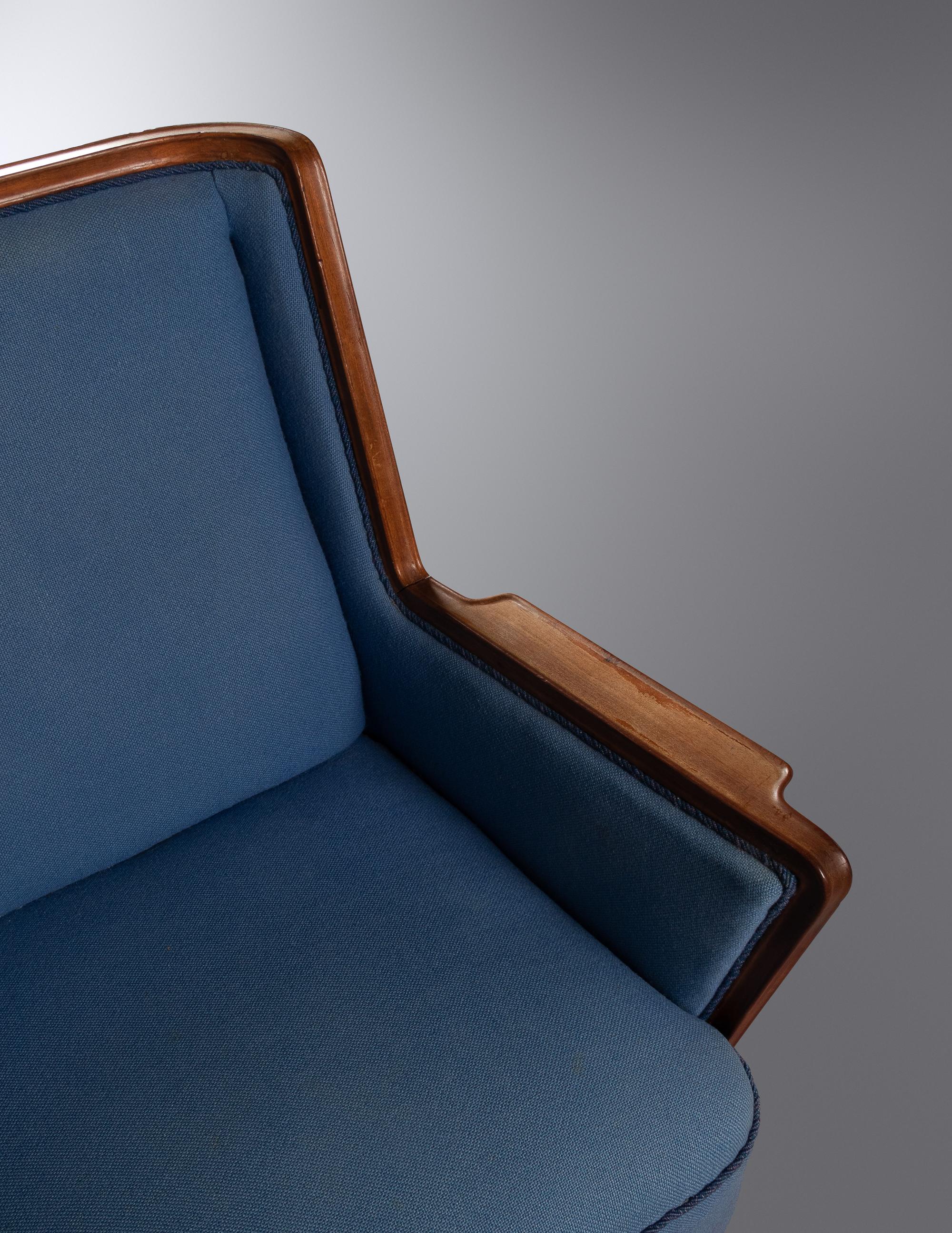 Lounge Chair