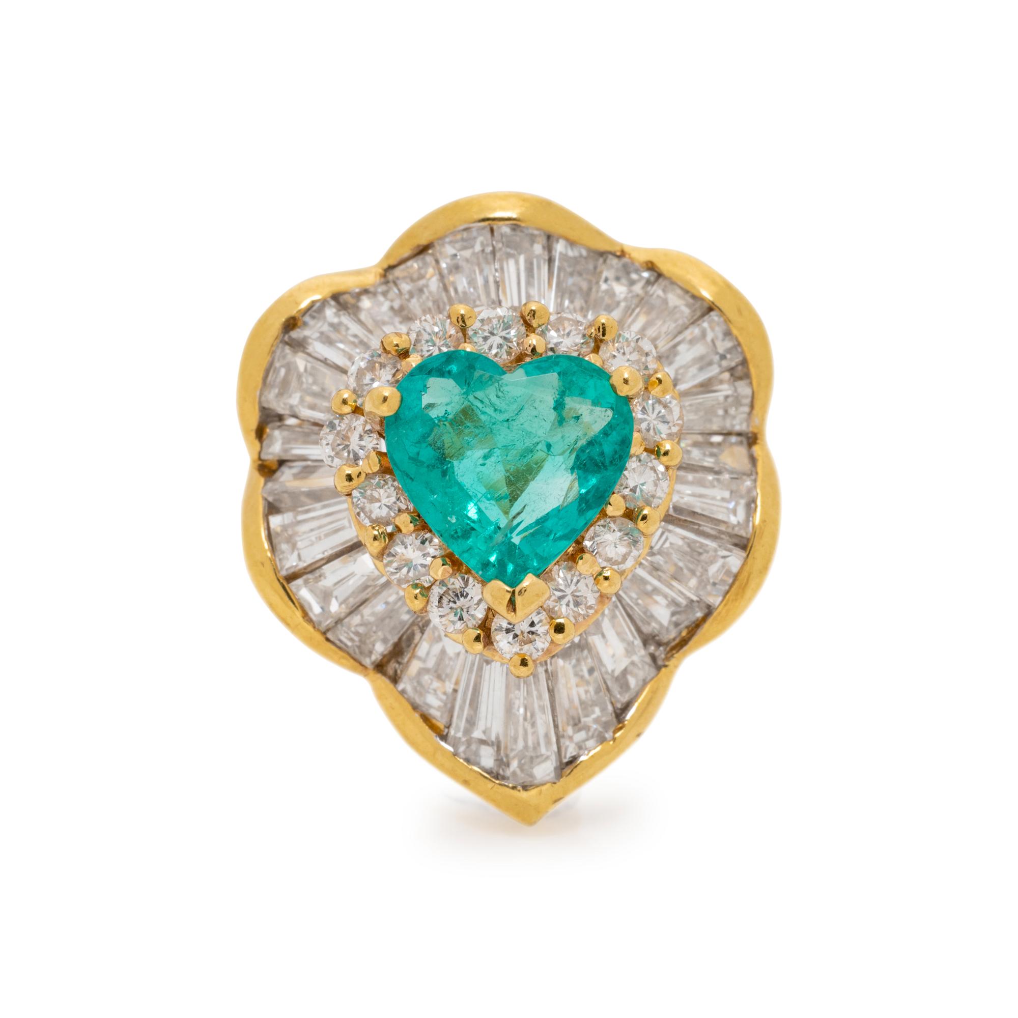 EMERALD AND DIAMOND RING