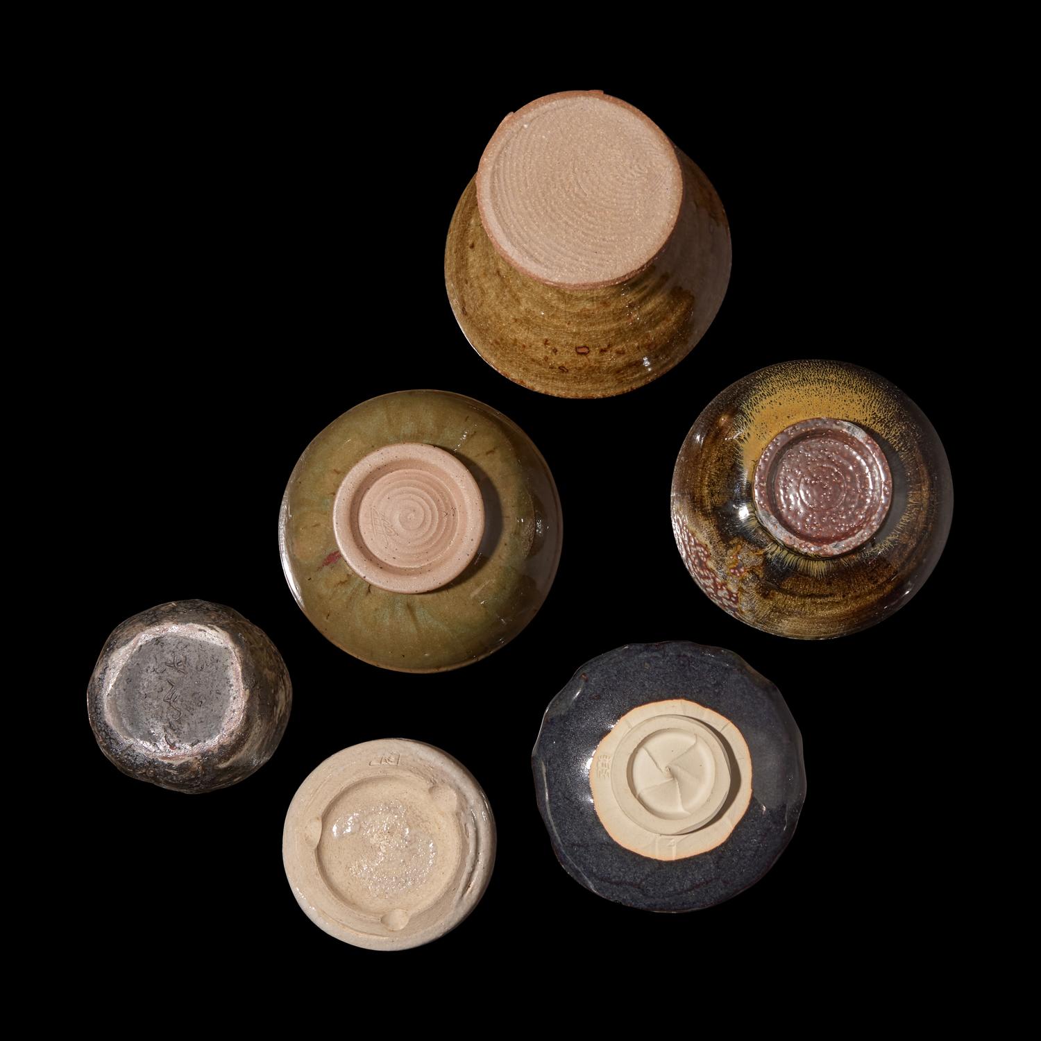 A Group of Three Modern Japanese Chawan, Two Bowls, and a Footed Vessel