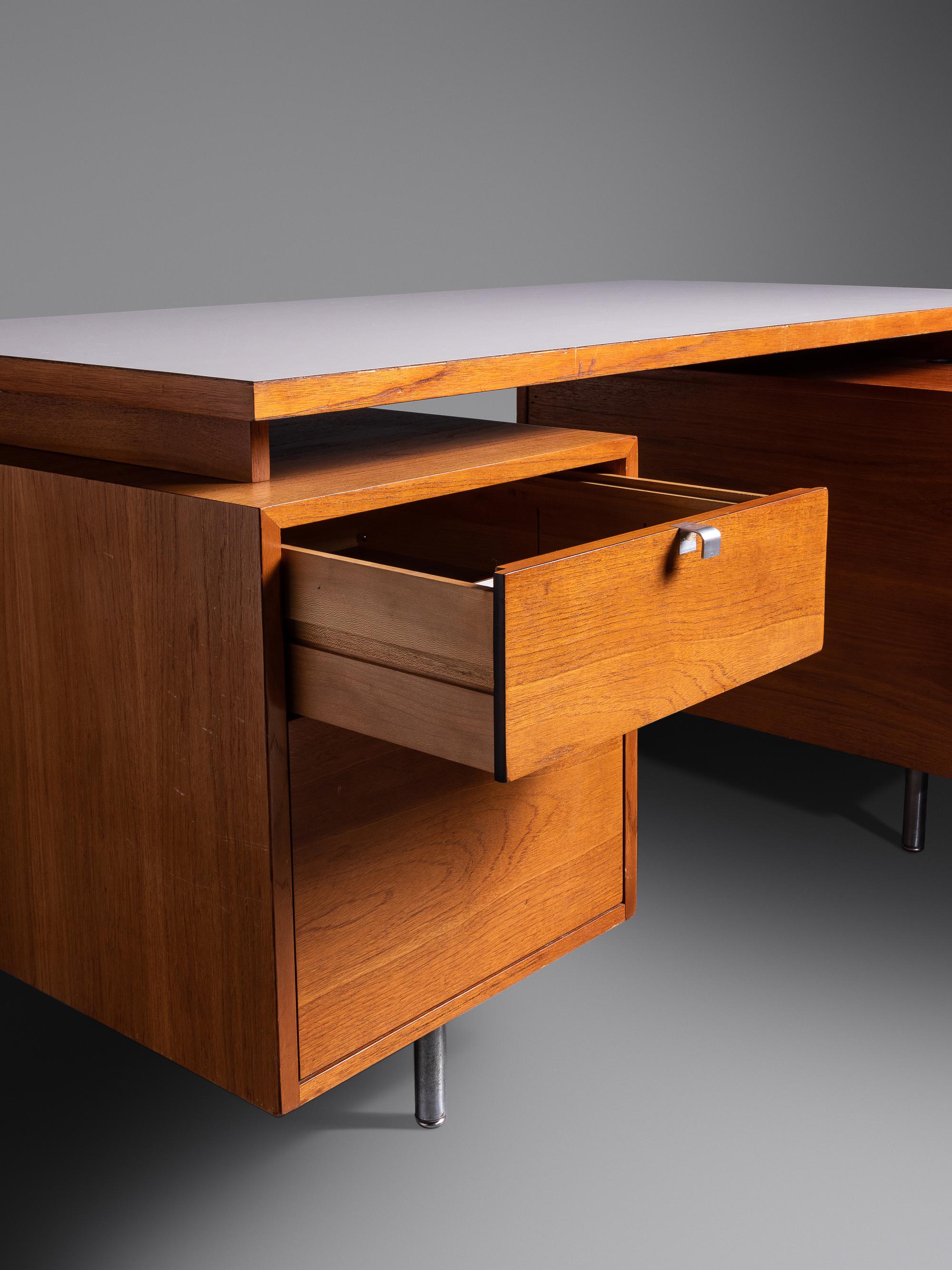 Executive Office Desk and Return Herman Miller, USA