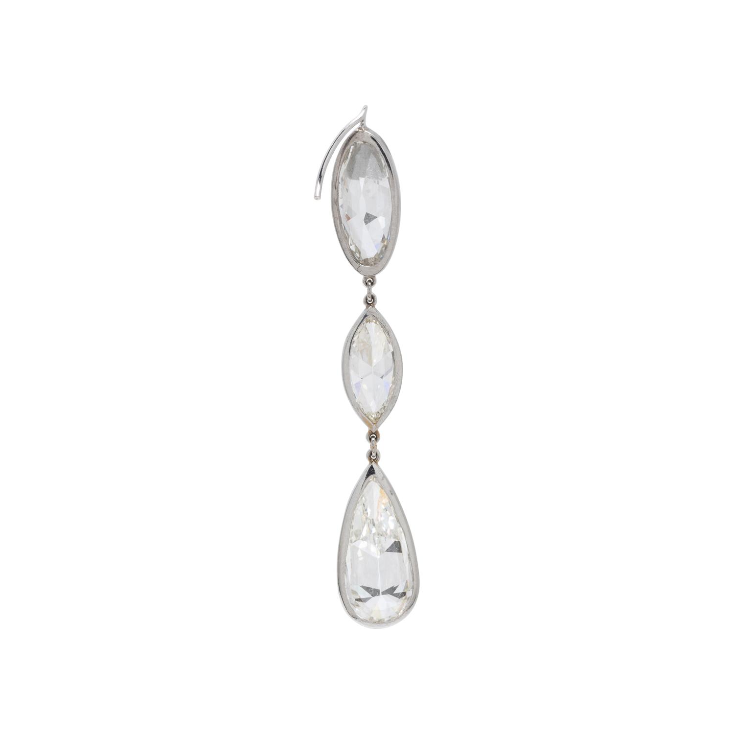 DIAMOND AND PLATINUM PENDANT