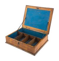 A William and Mary Oysterwood Lace Box