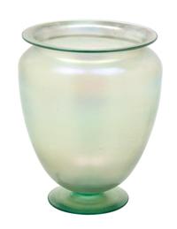 Steuben, FIRST HALF 20TH CENTURY, a Verre de Soie glass vase