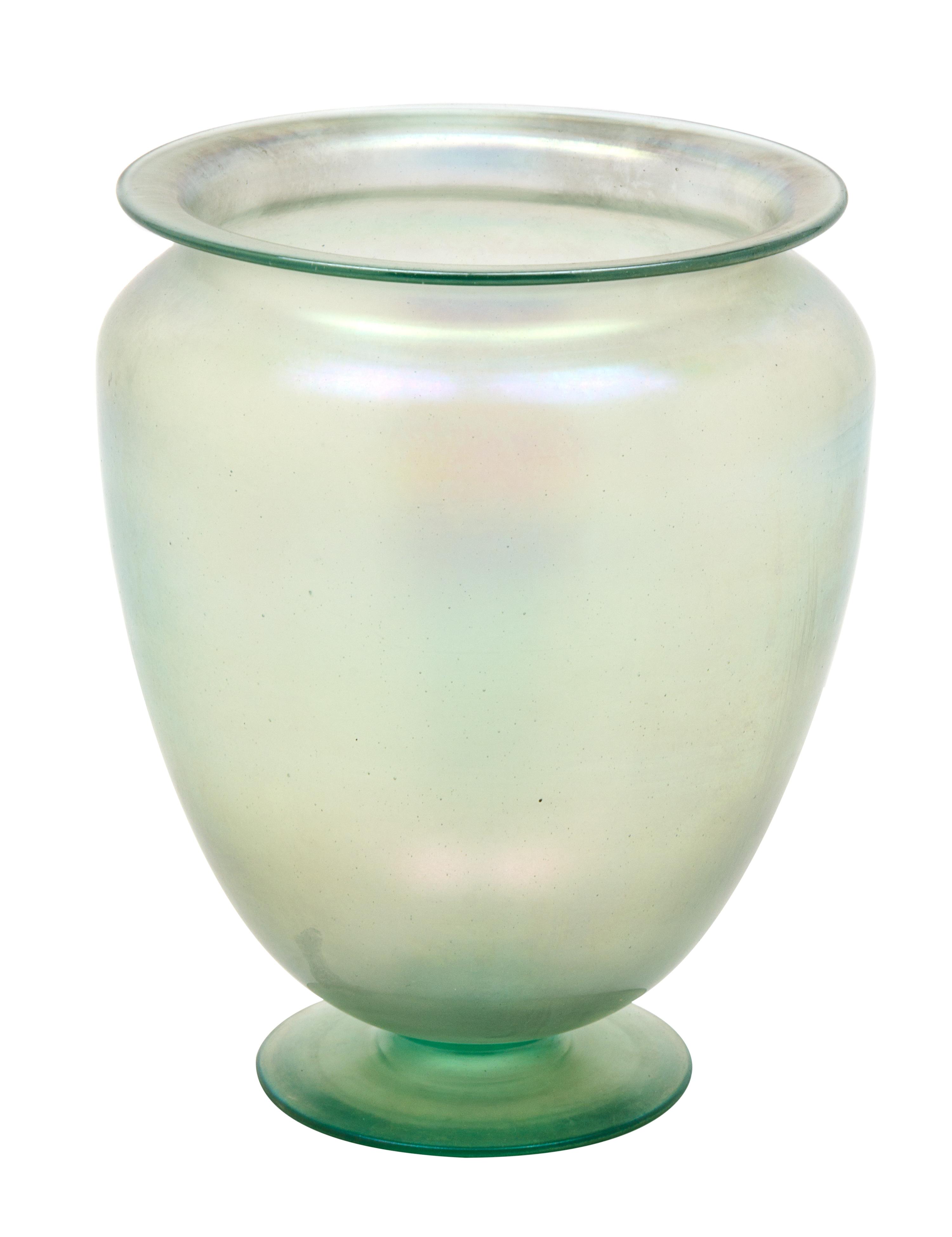 Steuben, FIRST HALF 20TH CENTURY, a Verre de Soie glass vase