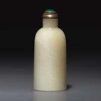 A Chinese Greyish-White Jade Snuff Bottle, Qing Dynasty, Circa 1750-1880 — 1750-1880年 灰白玉素面鼻煙壺