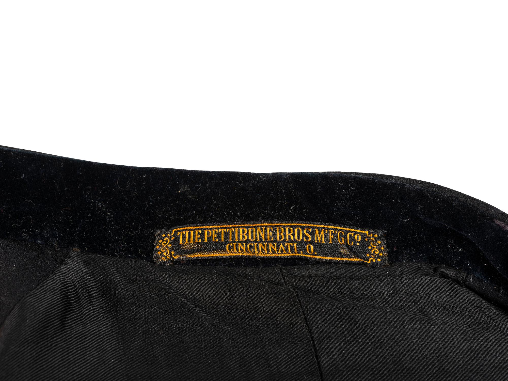 [CIVIL WAR]. GAR veteran's frock coat IDd to R.F. Woods with V Corps badge & Dept. of Iowa button.
