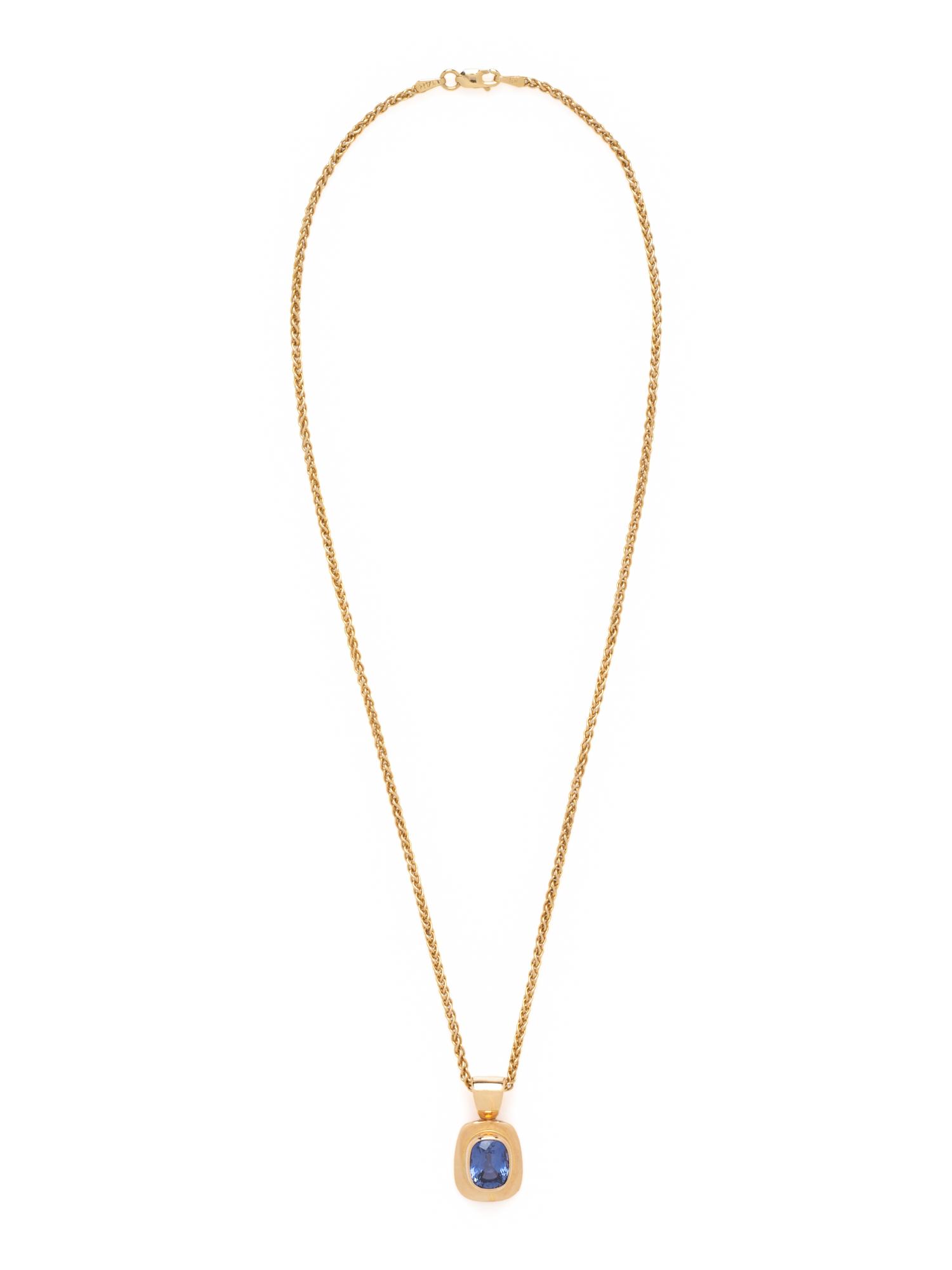 YELLOW GOLD AND SAPPHIRE PENDANT/NECKLACE
