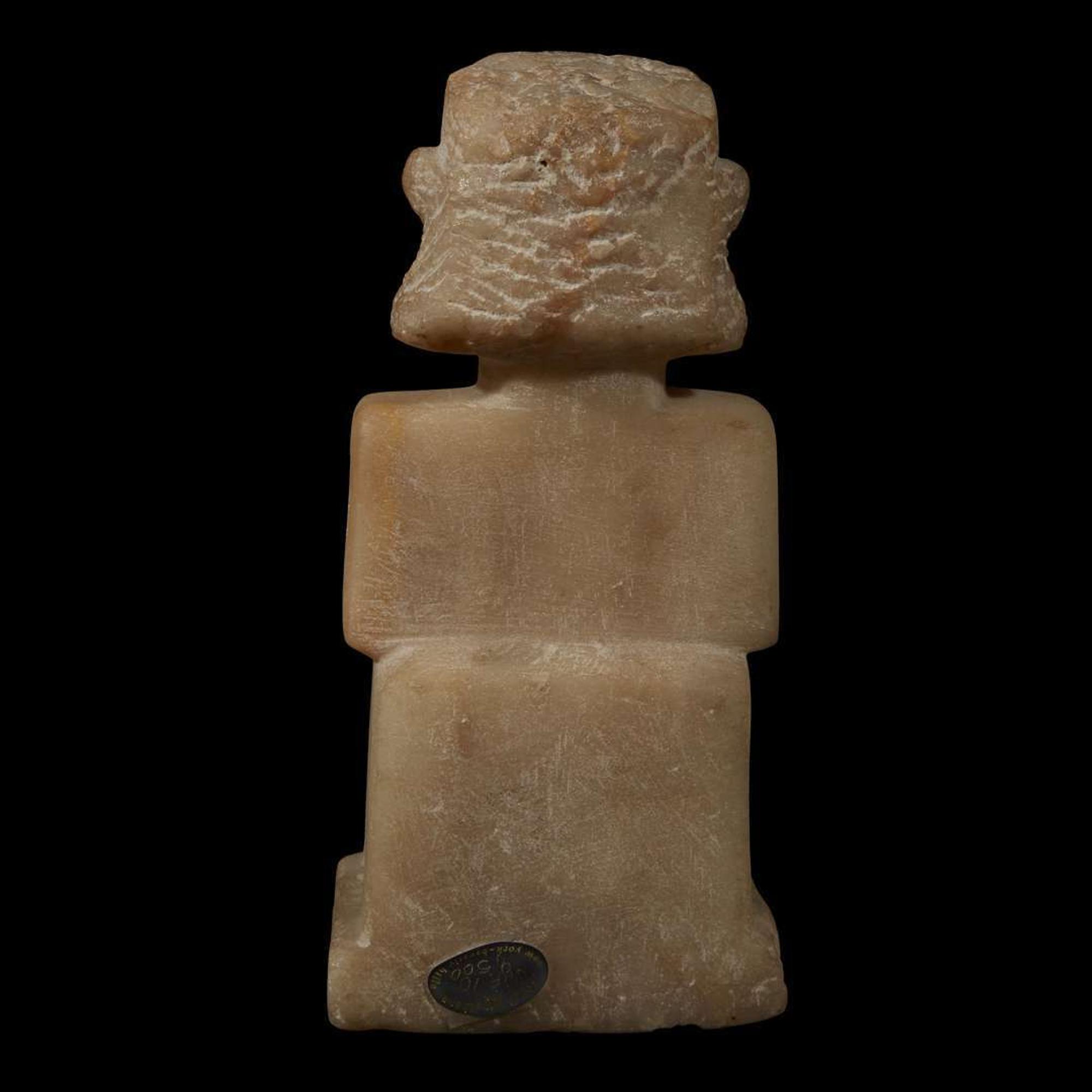 SOUTH ARABIAN SABEAN FIGURE OF A SEATED WOMAN 3rd-1st Century BC