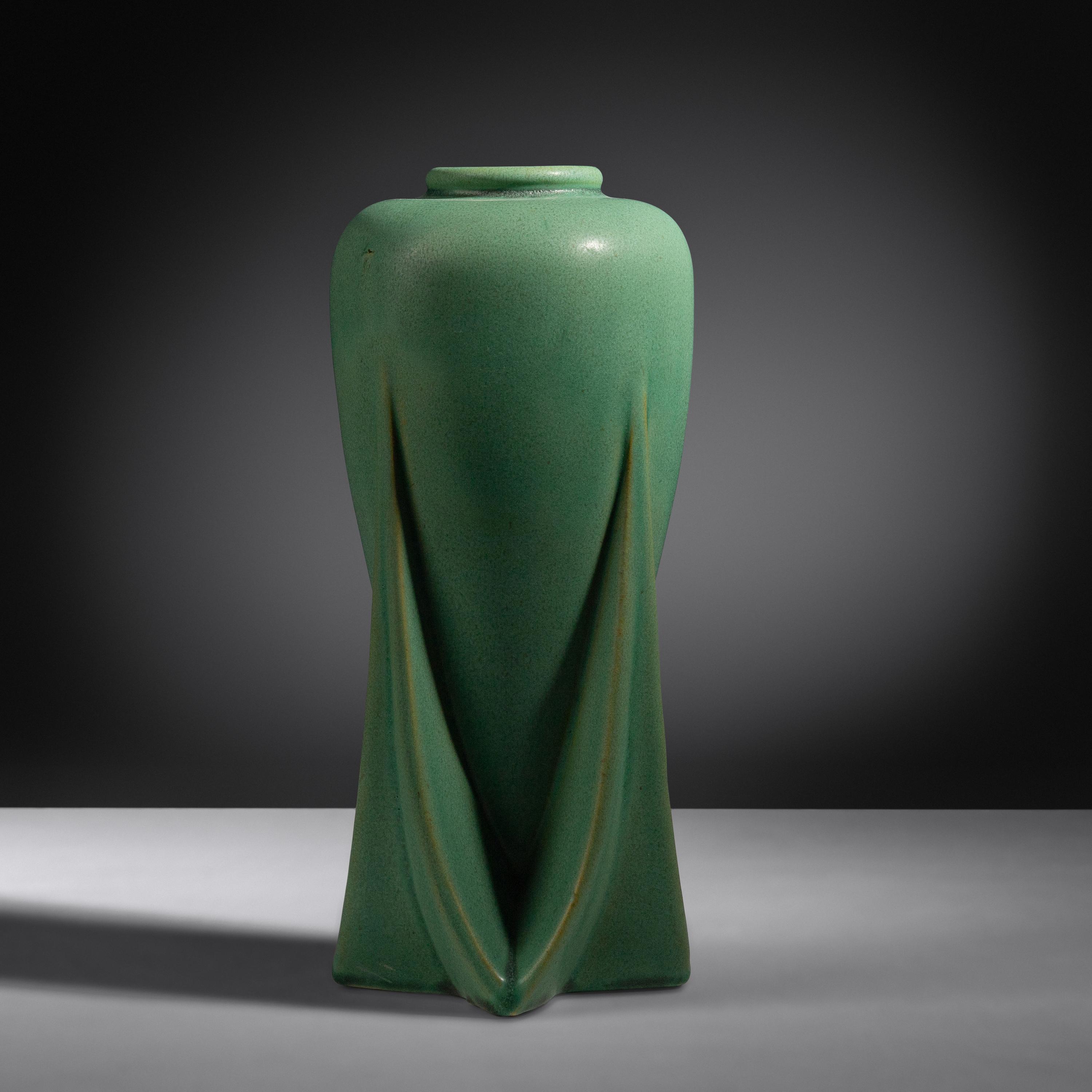 Vase, model 127, c. 1910 Teco, USA