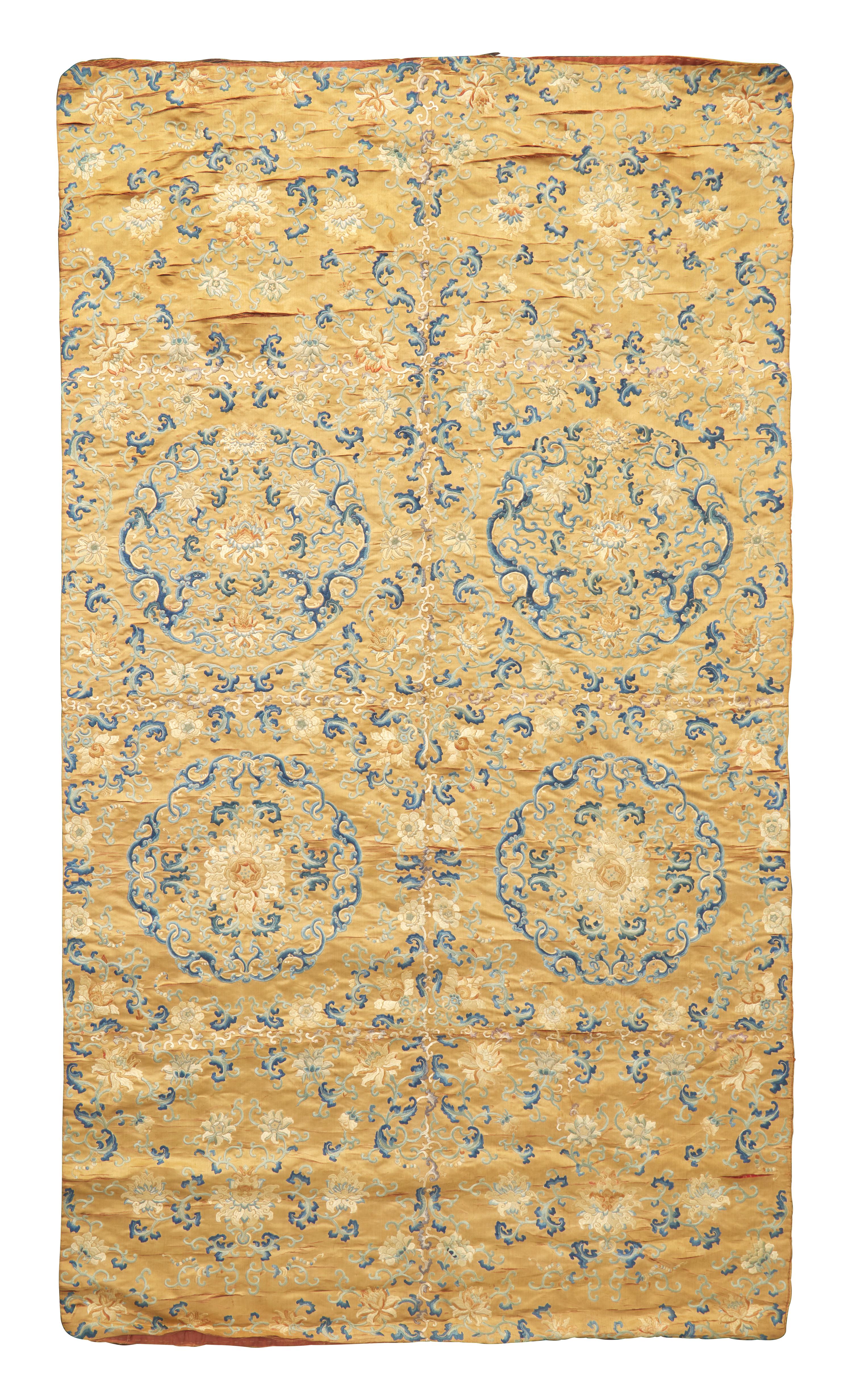 A Chinese Embroidered Silk Coverlet, Qing Dynasty, 18th/Early 19th Century 清中期 龍紋緞子織錦