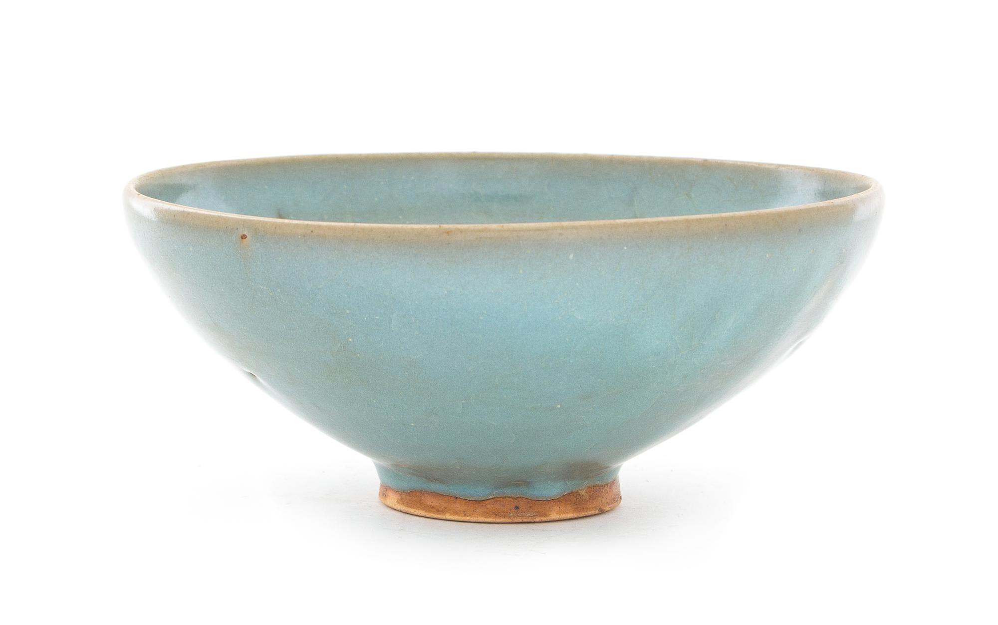 A Junyao Pottery Bowl Diameter 7 1/2 inches. — JIN/YUAN DYNASTY (1115-1368)