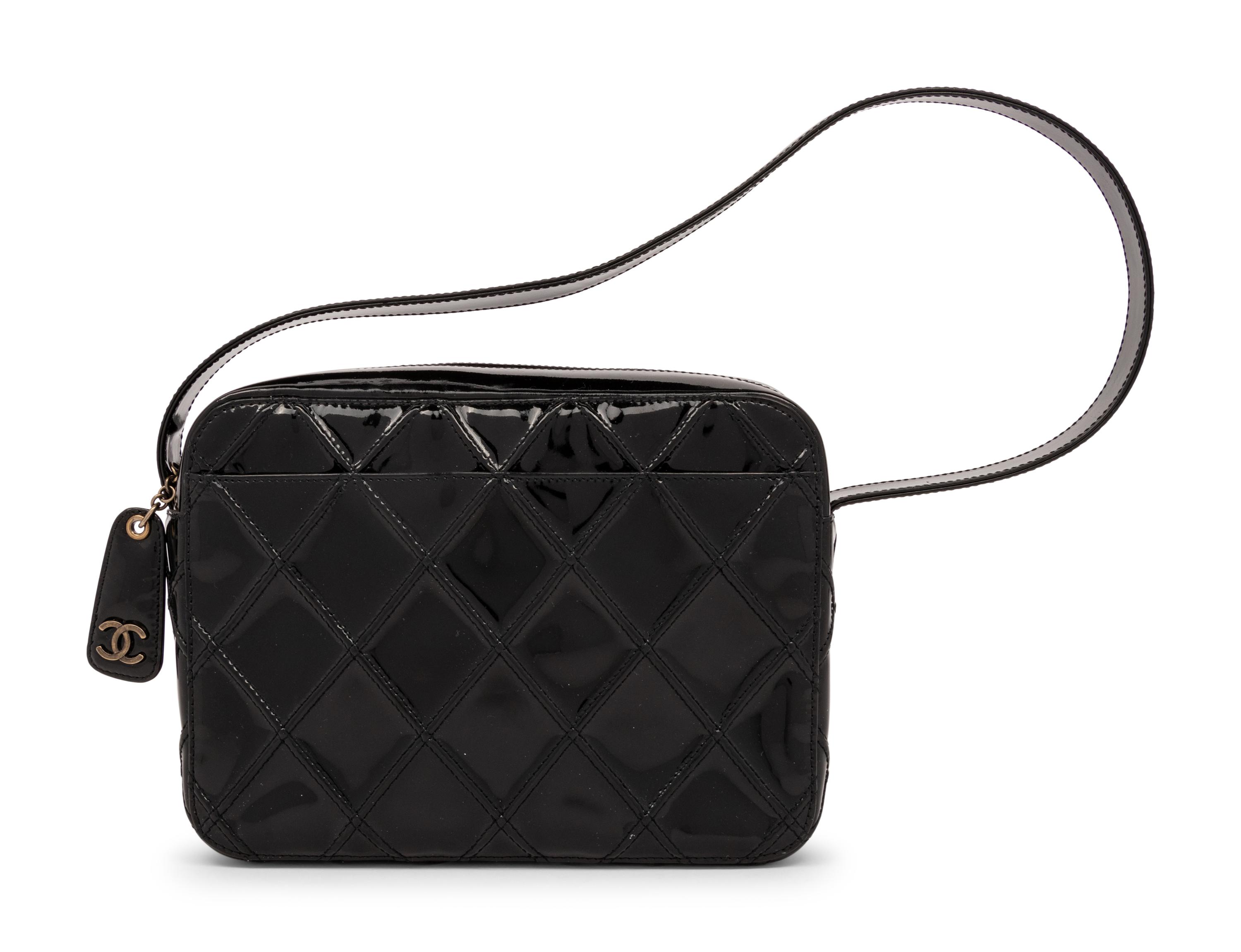 Chanel Bag in Black Patent Leather, 2000-02