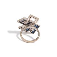 DIAMOND AND SAPPHIRE RING