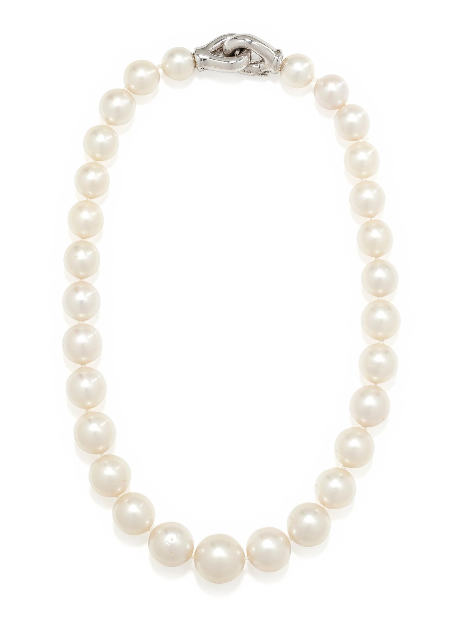 CULTURED SOUTH SEA PEARL NECKLACE