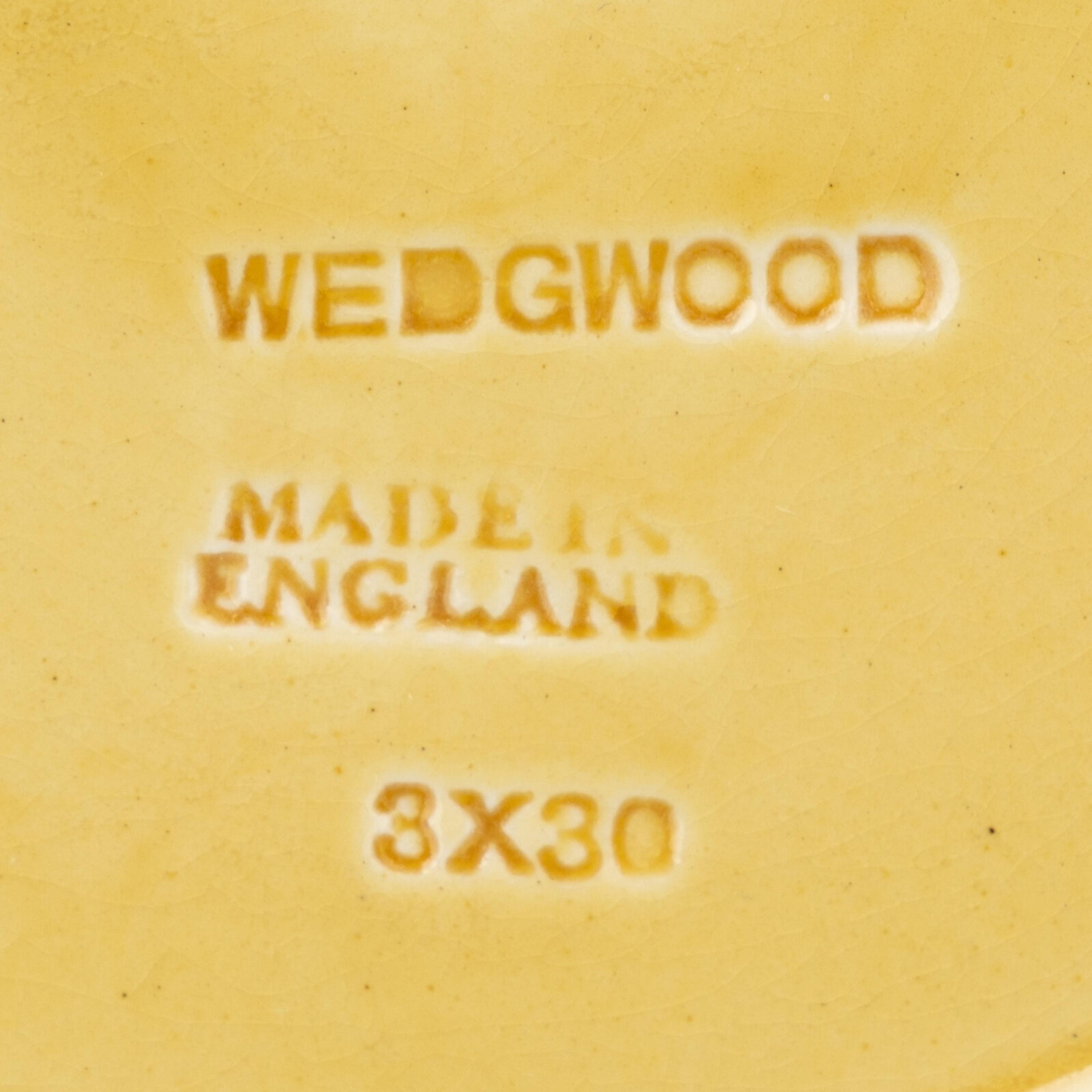 A Wedgwood Cauliflower Dessert and Tea Service