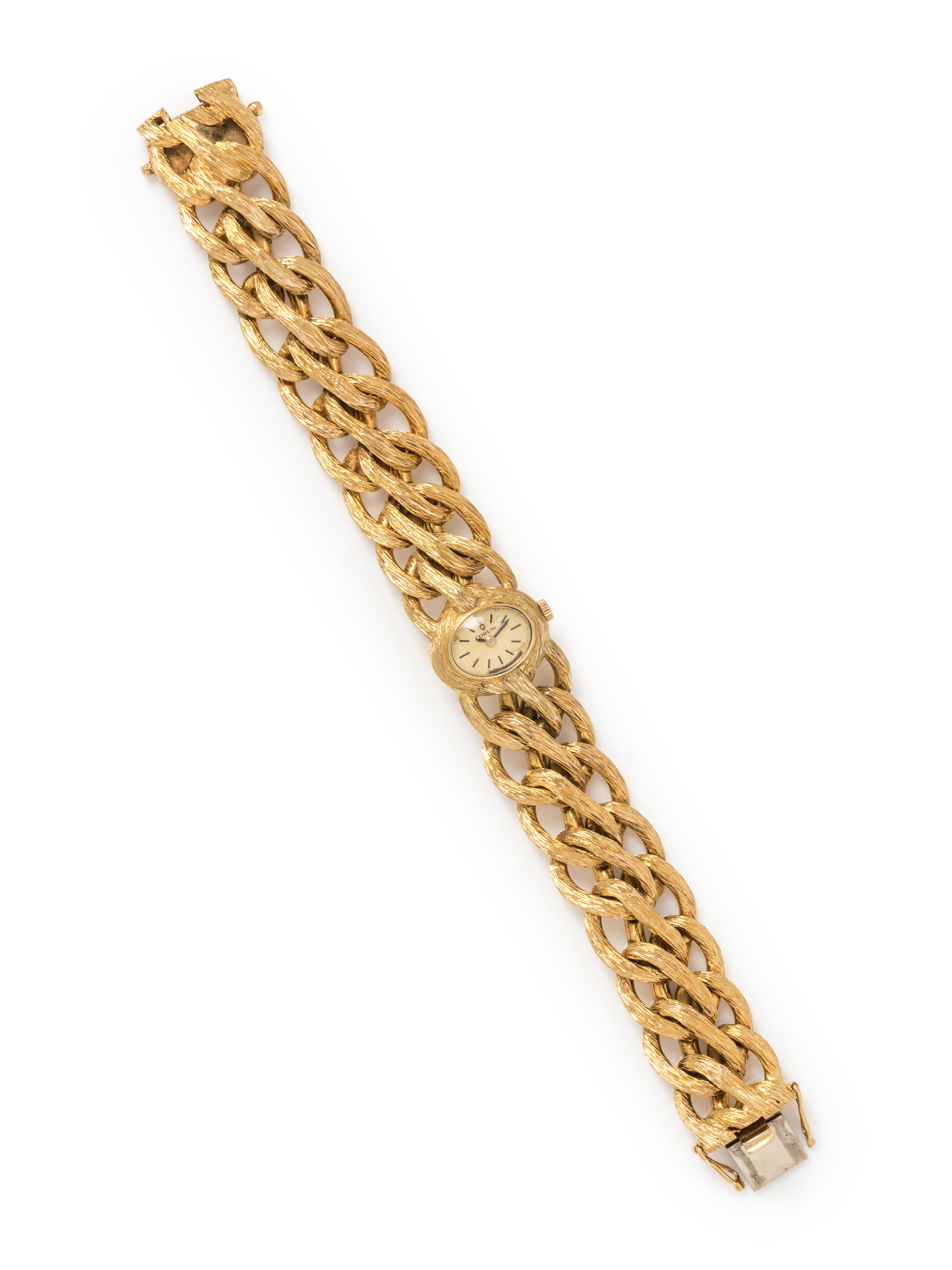 CORUM, 18K YELLOW GOLD WRISTWATCH