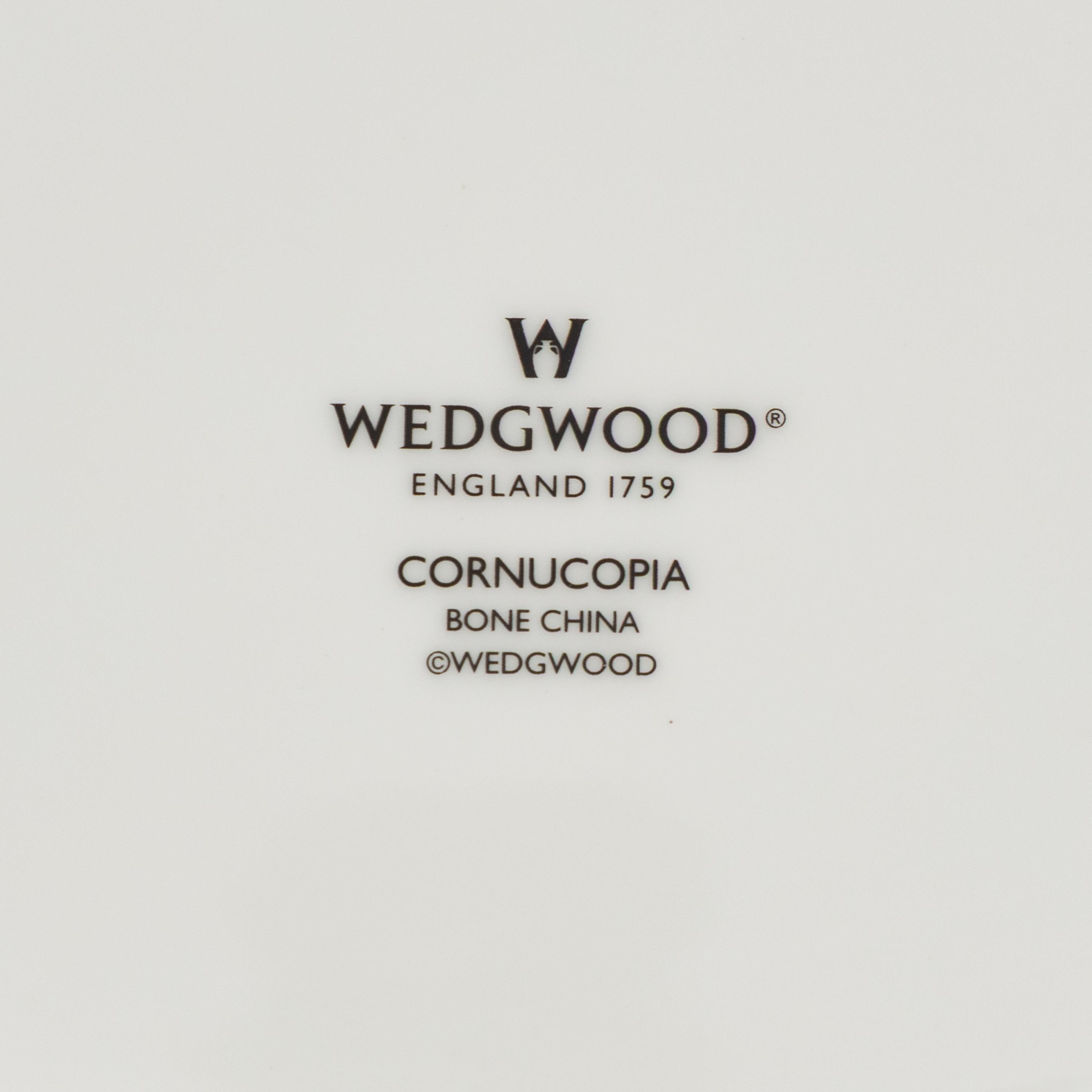 A Wedgwood Cornucopia Porcelain Dinner Service