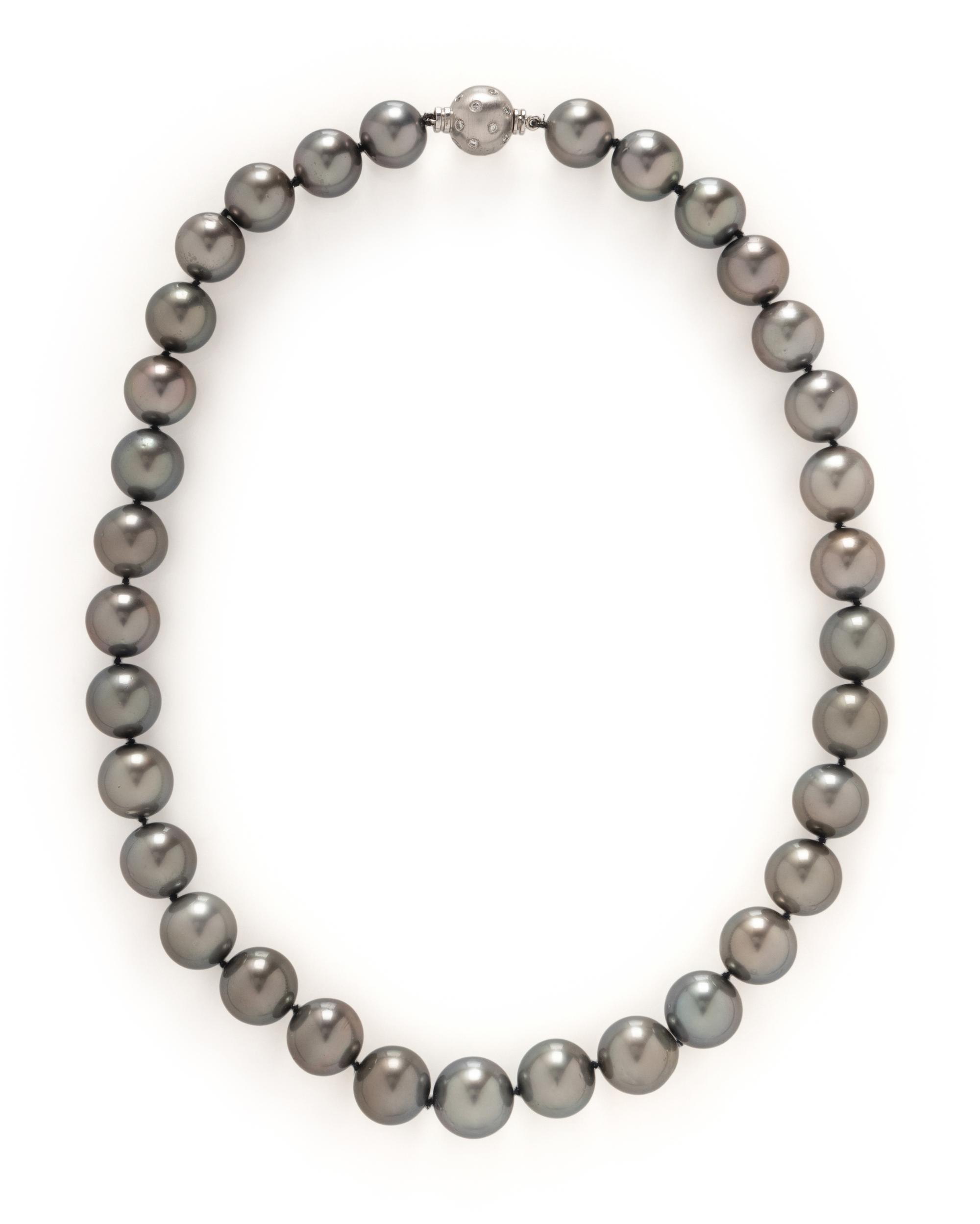 TAHITIAN CULTURED PEARL AND DIAMOND NECKLACE