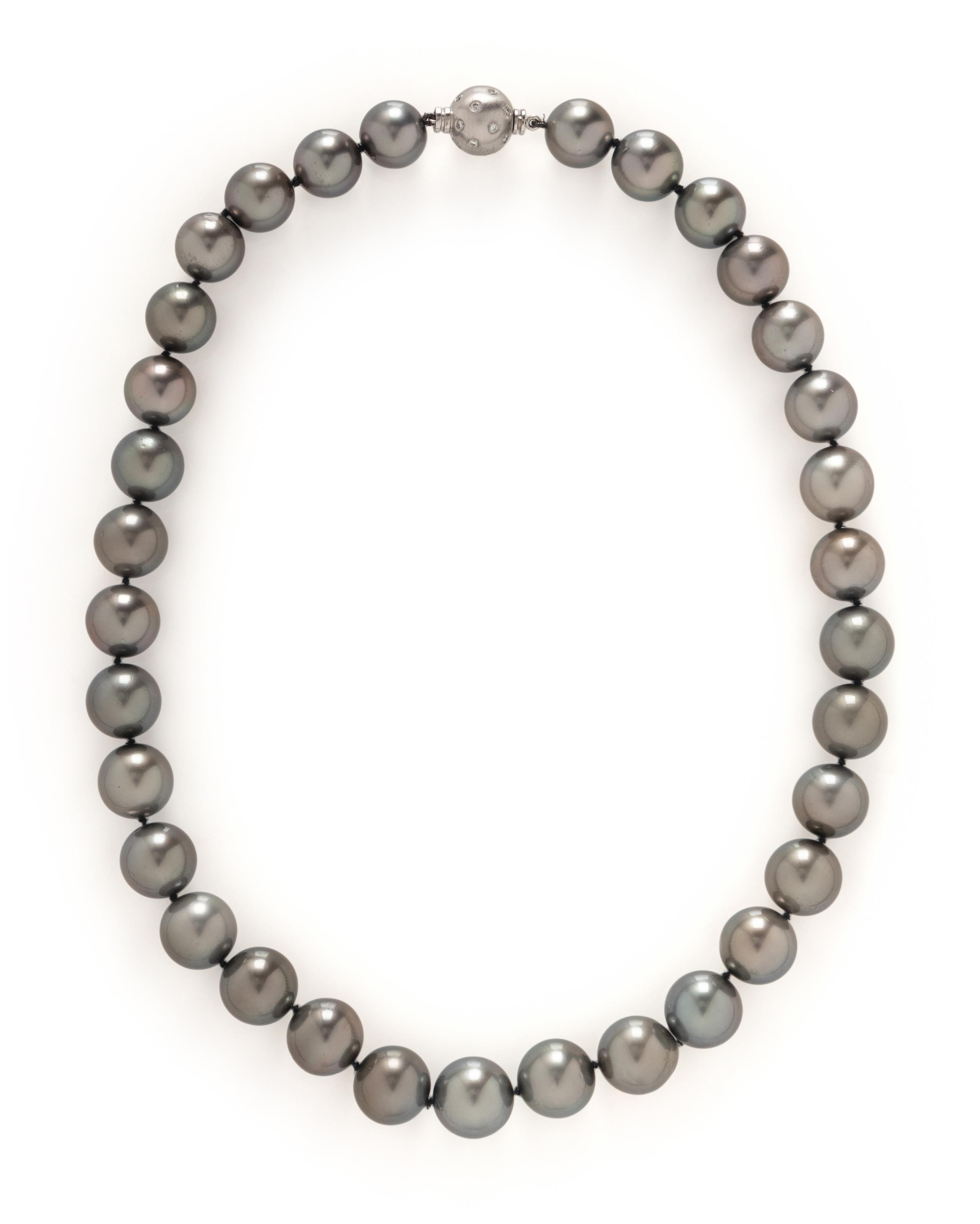 TAHITIAN CULTURED PEARL AND DIAMOND NECKLACE