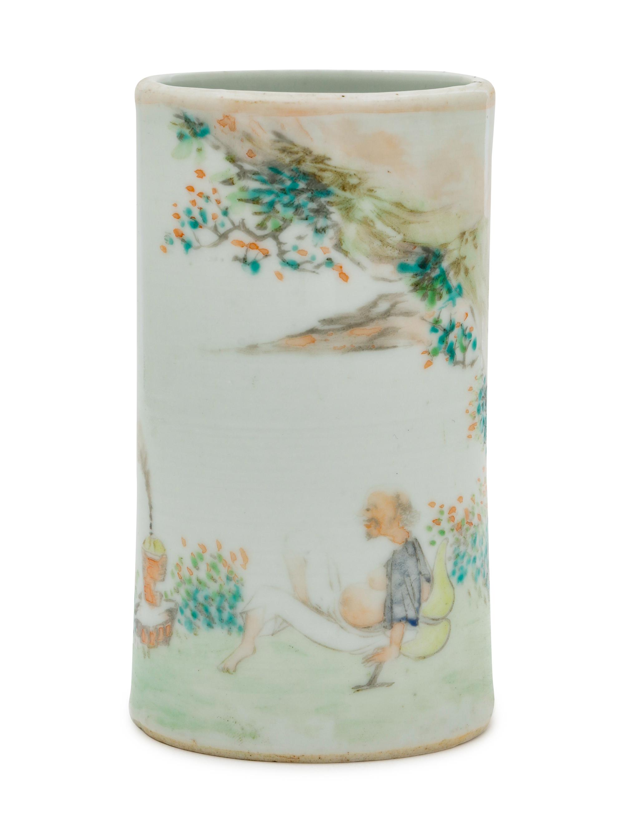 A Chinese Qianjiang Porcelain Brush Pot