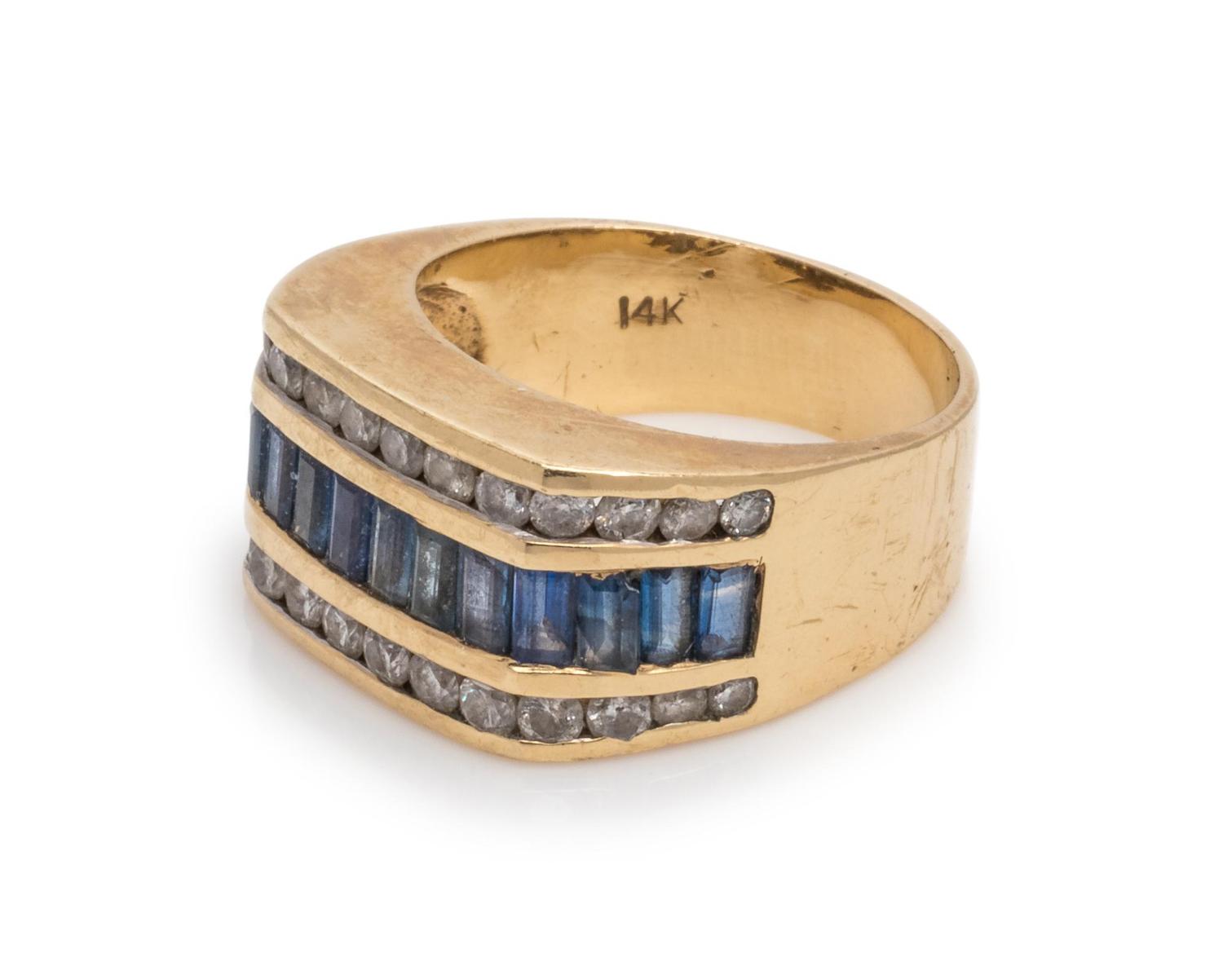 SAPPHIRE AND DIAMOND RING