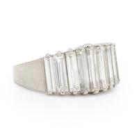 DIAMOND AND PLATINUM RING