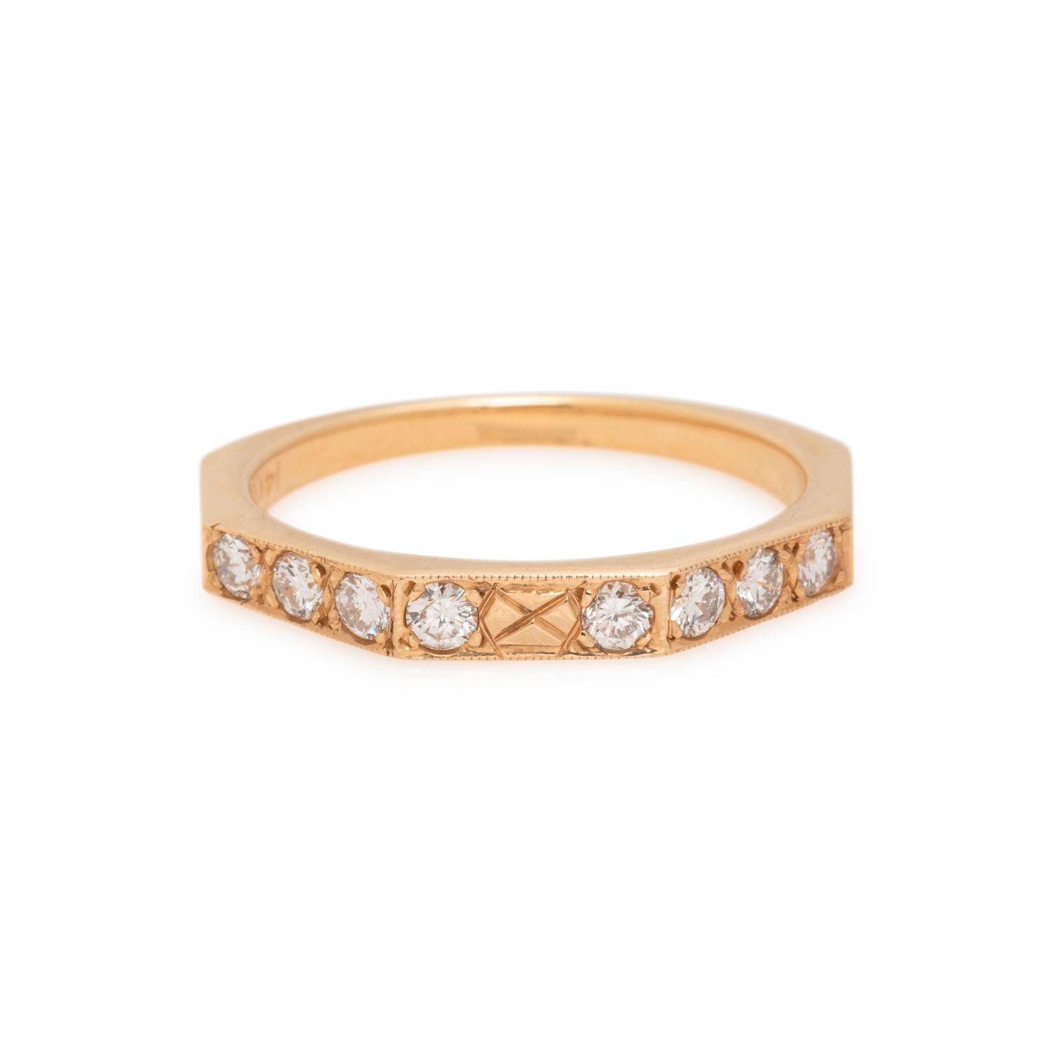 YELLOW GOLD AND DIAMOND RING