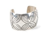 Jennie Blackgoat Length 5 1/4 x opening 1 1/4 x width 1 3/4 inches — (Navajo, 1939-1977)