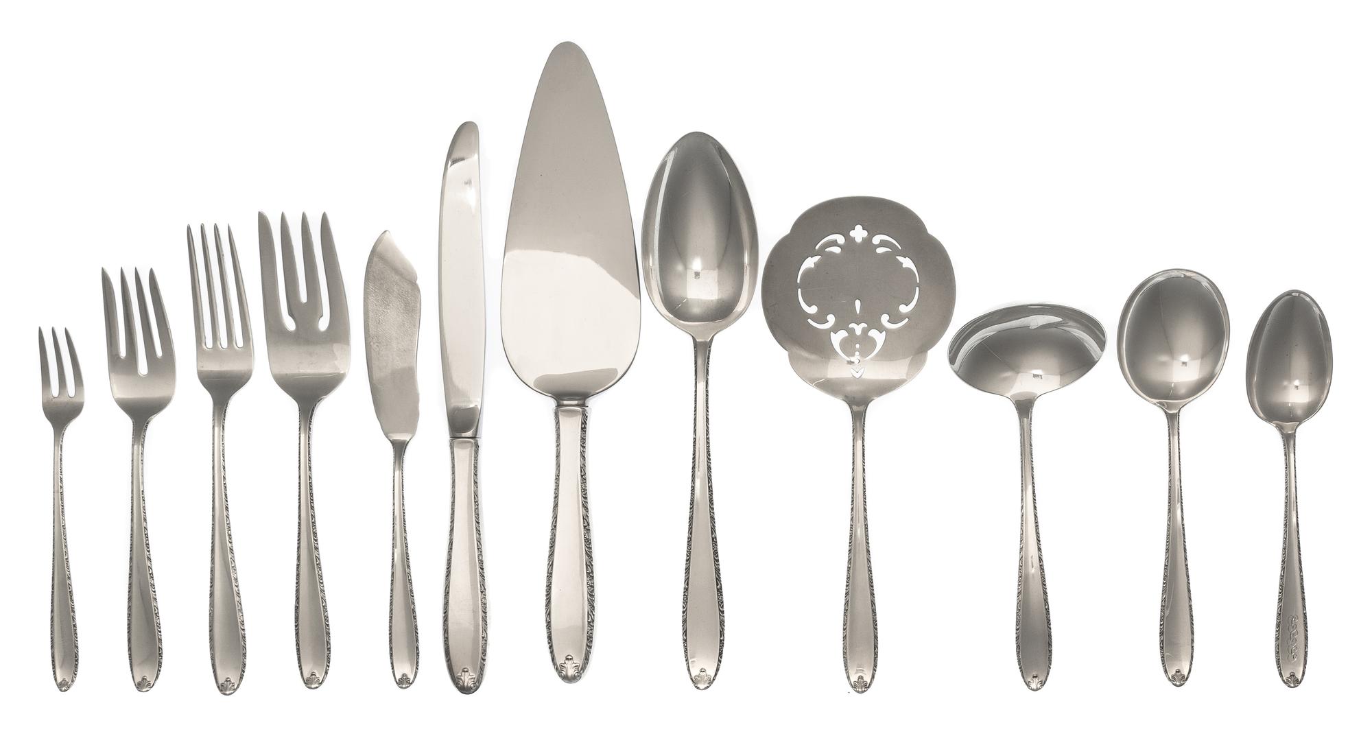 An American Silver Flatware Service, Alvin Sterling Corp., Providence, RI, Southern Charm pattern, comprising: 8 dinner knives 8 soup s
