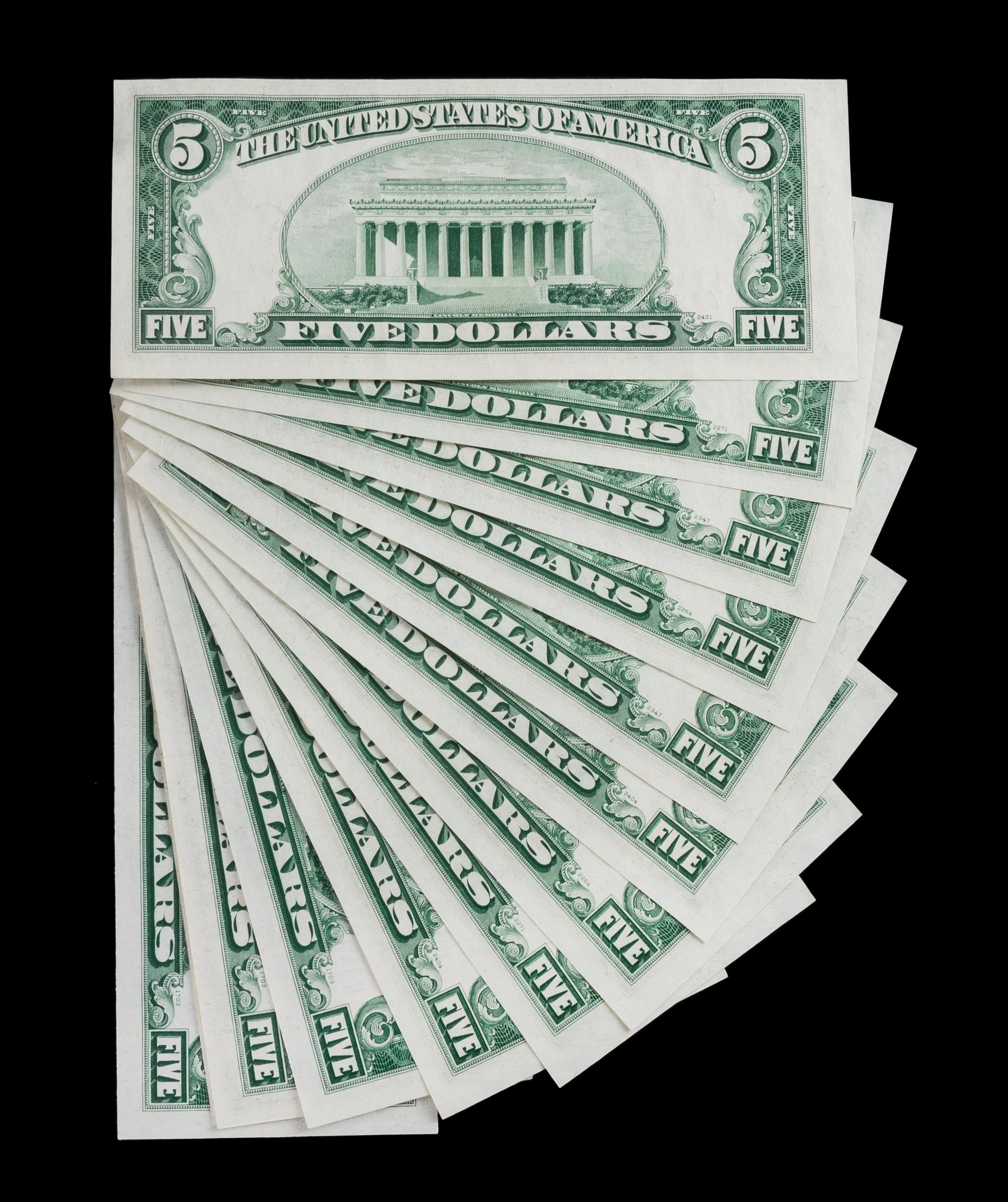 A Group of Fifteen United States $5 Federal Reserve Notes